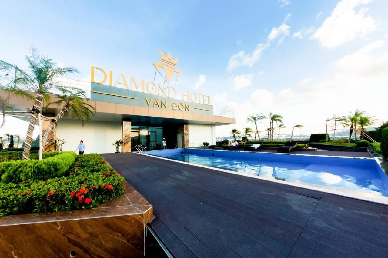 DIAMOND HOTEL VÂN ĐỒN