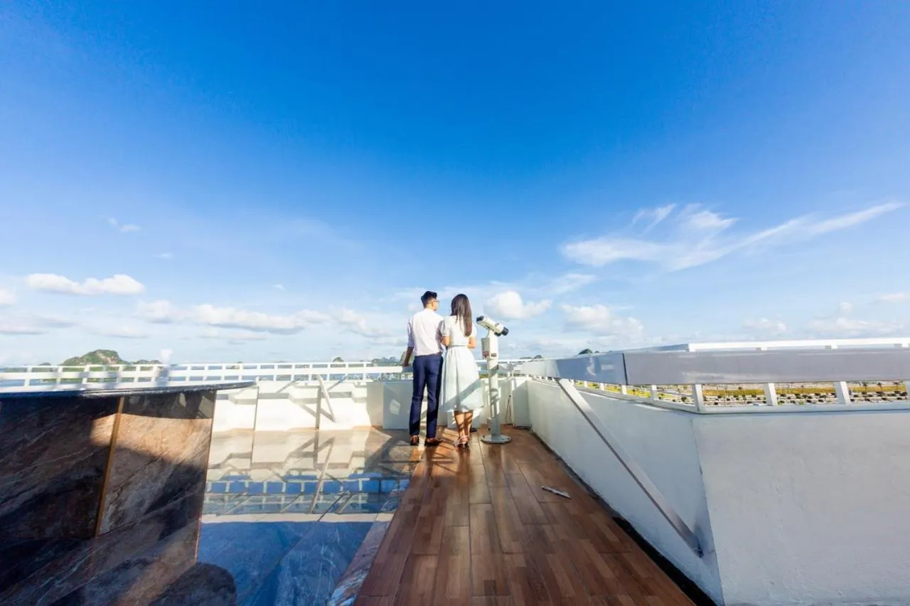 DIAMOND HOTEL VÂN ĐỒN