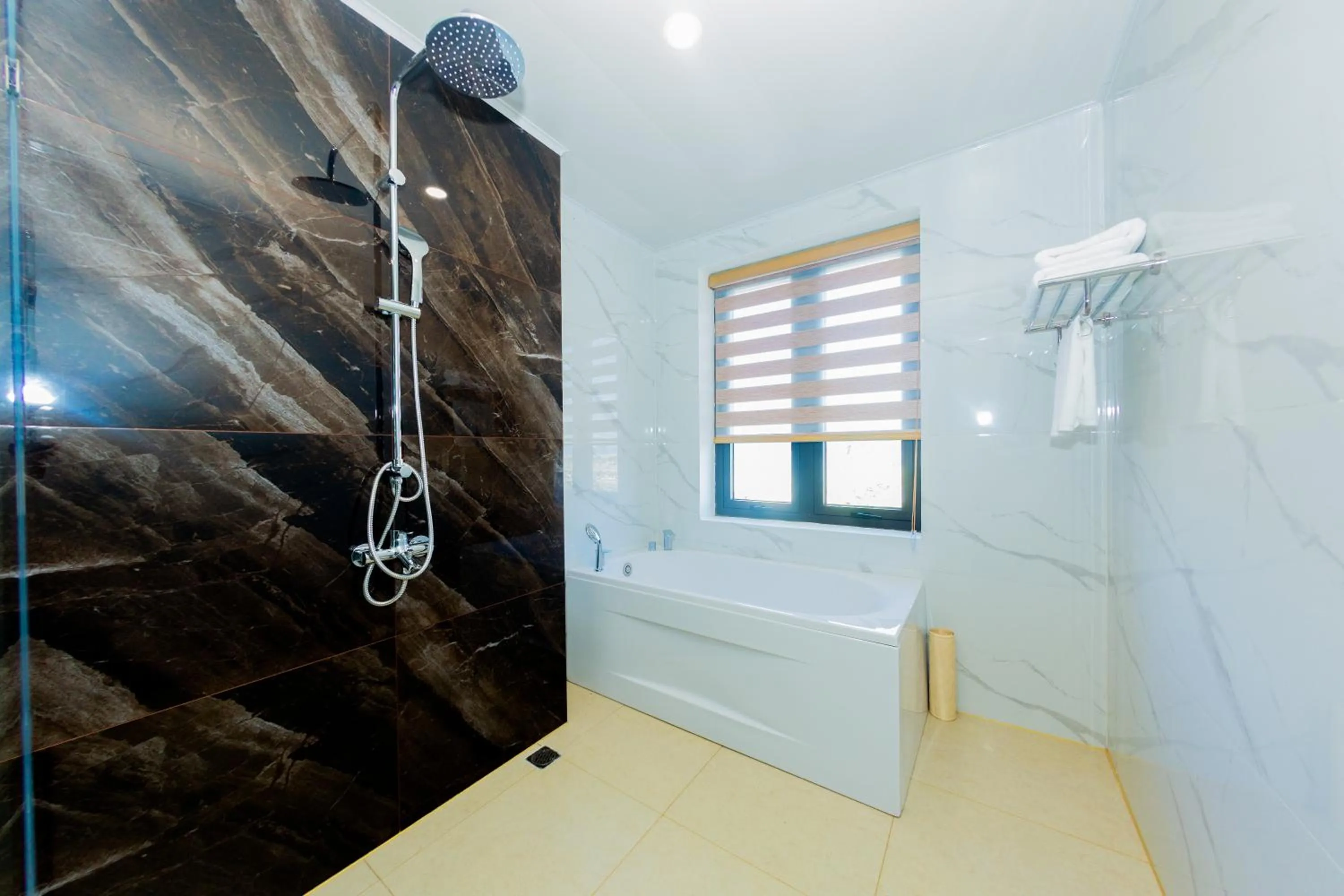 DIAMOND HOTEL VÂN ĐỒN