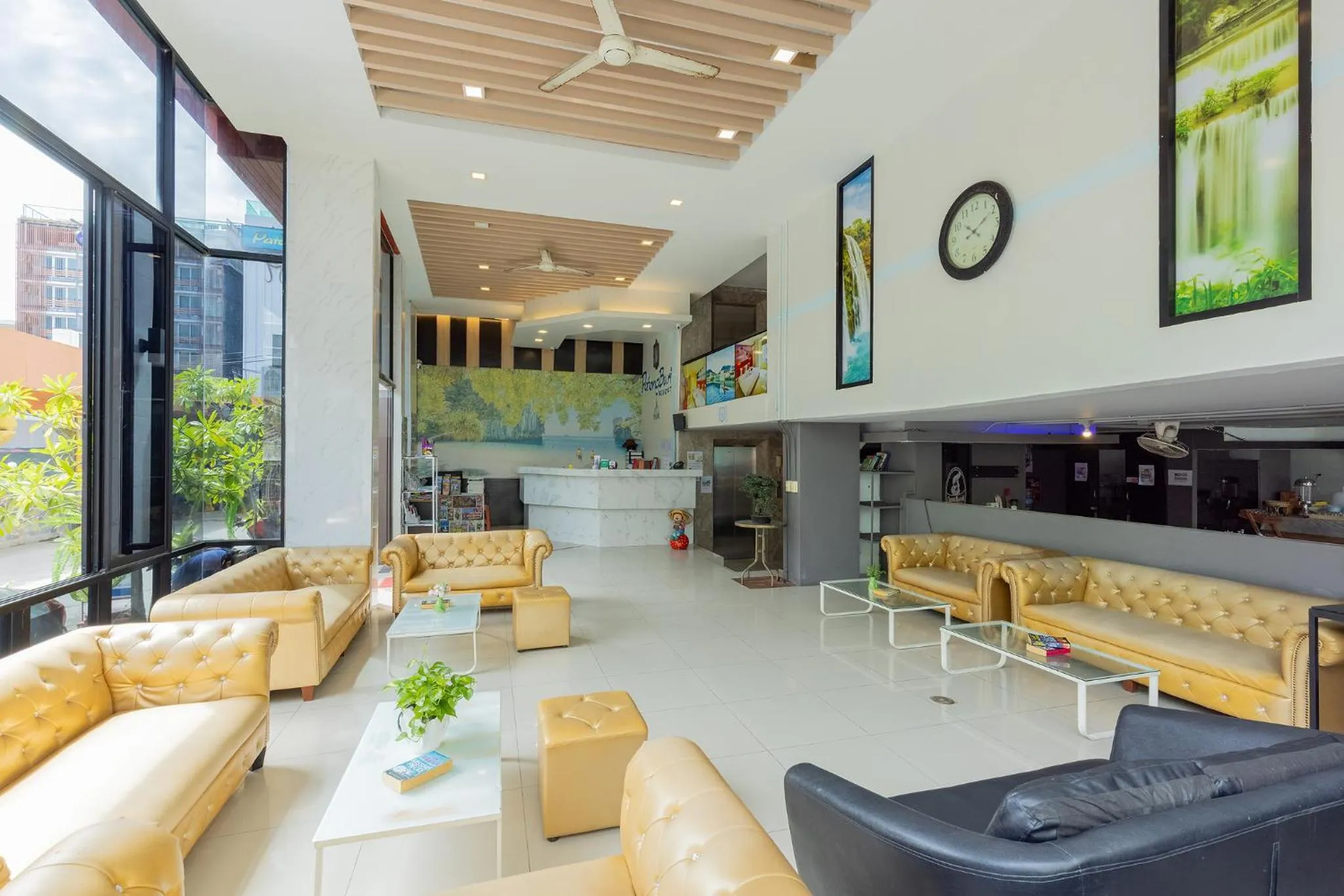 Lobby or reception in Patong Buri Resort