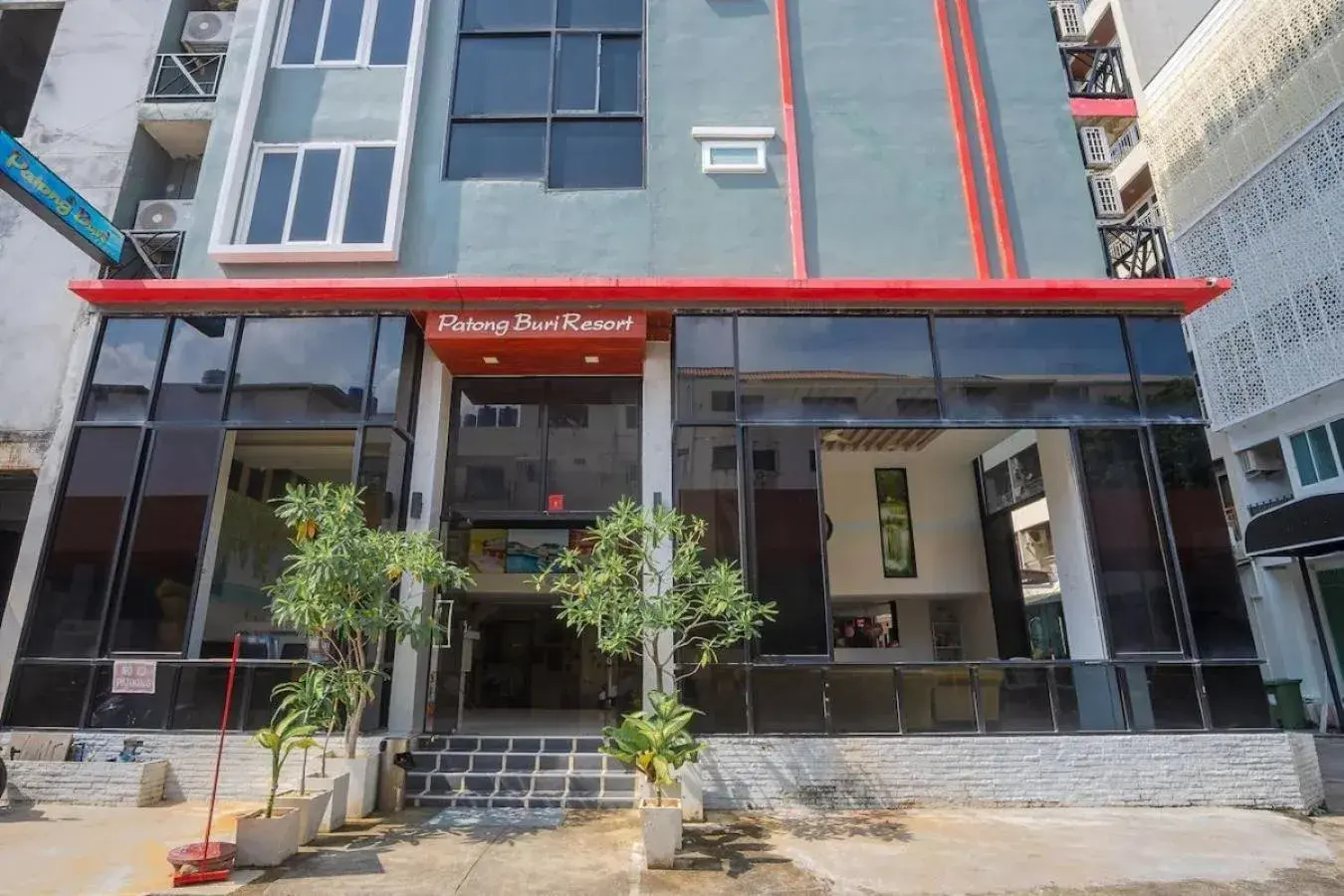 Property building in Patong Buri Resort Property building in Patong Buri Resort