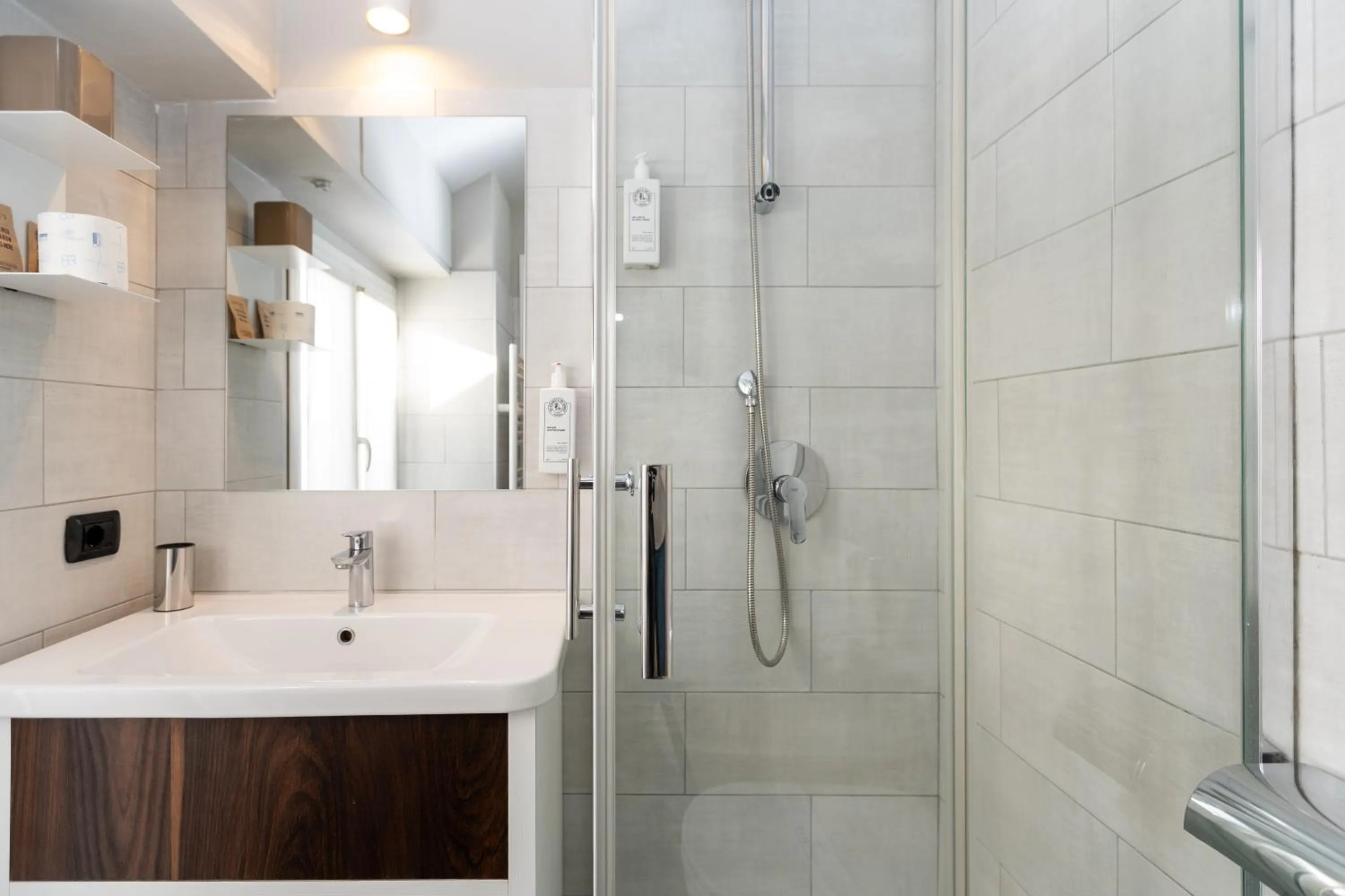Bathroom in Garibaldi Palace