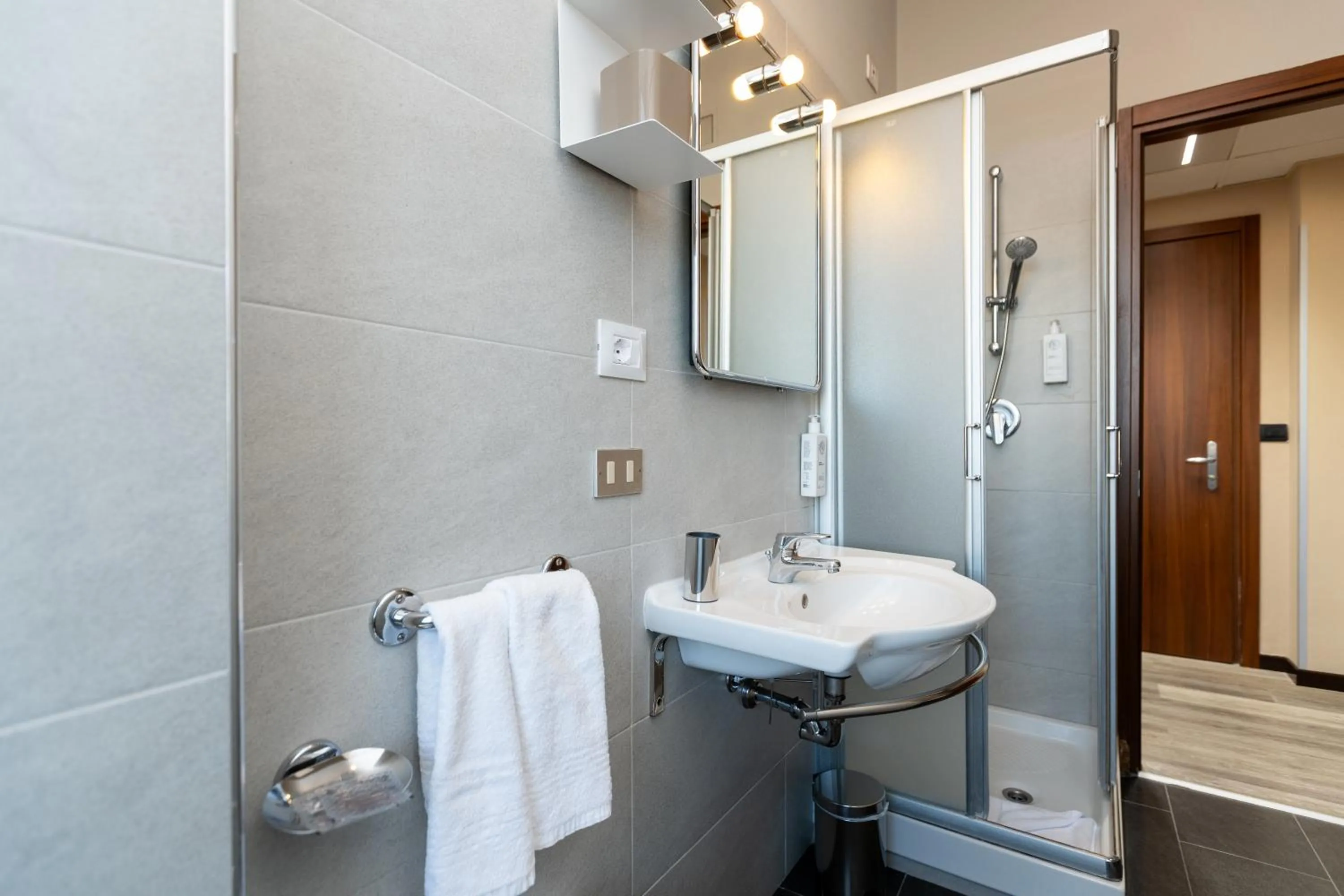 Bathroom in Garibaldi Palace