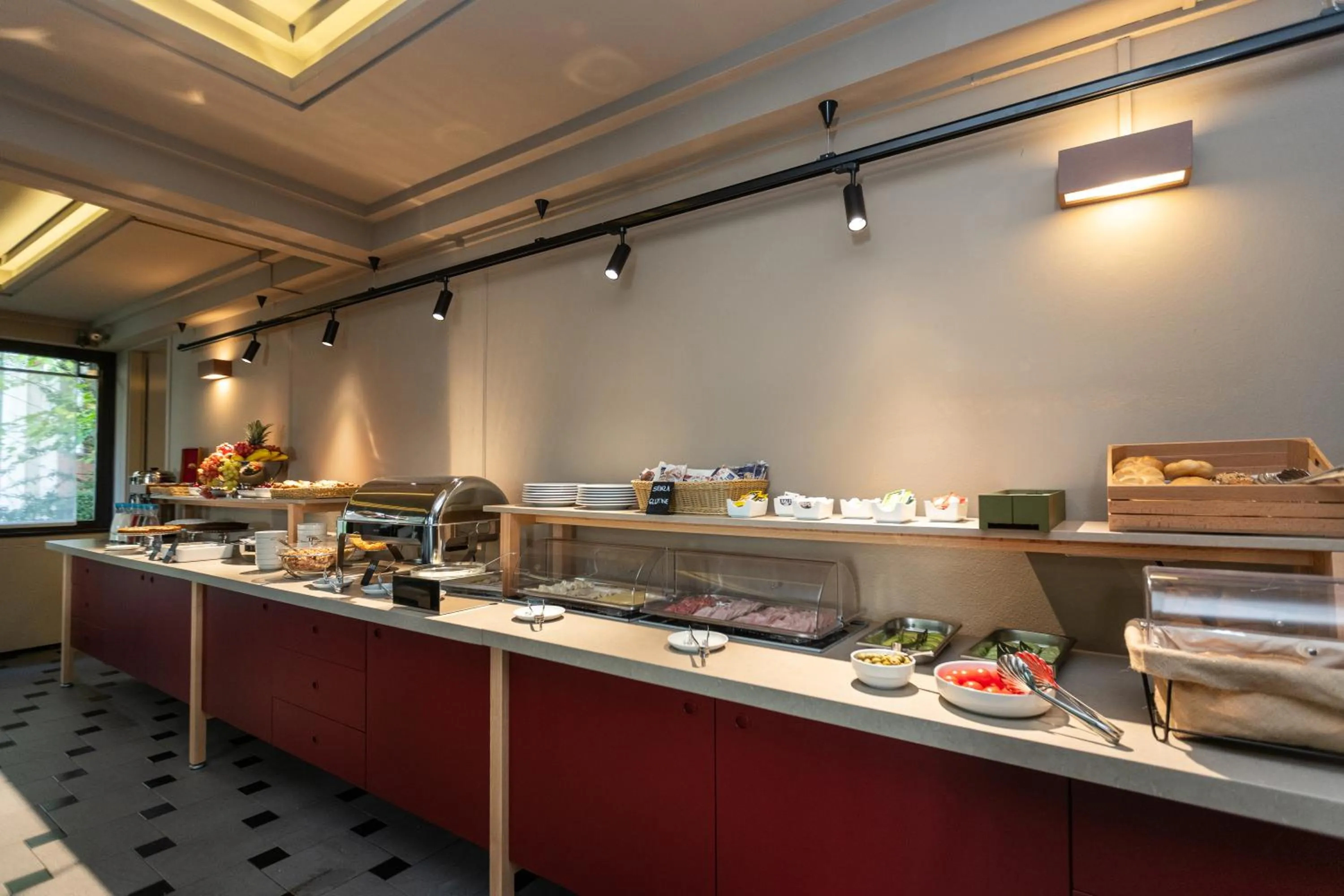 Food and drinks in Garibaldi Palace