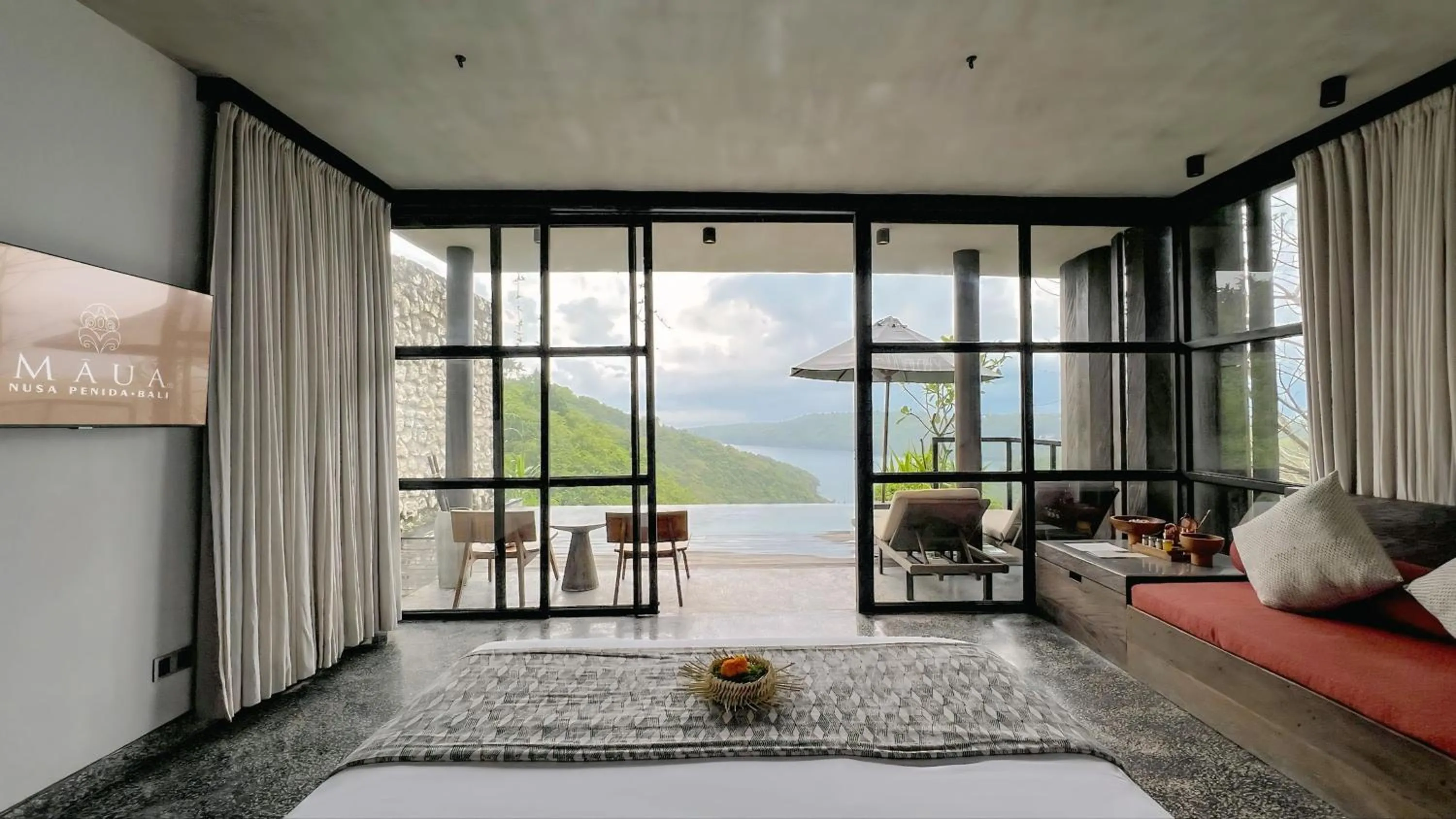 Bed in MAUA Nusa Penida Bali