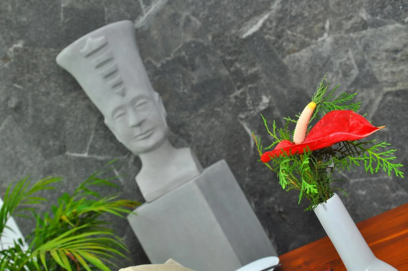 Decorative detail in Canal Villa