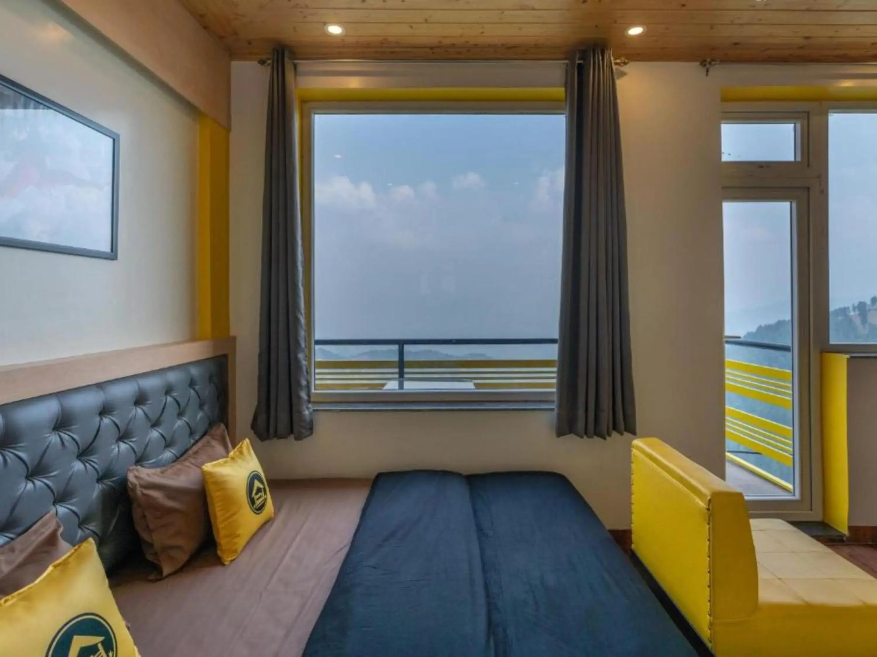 Bed in The Hosteller Kufri, Shimla Bed in The Hosteller Kufri, Shimla