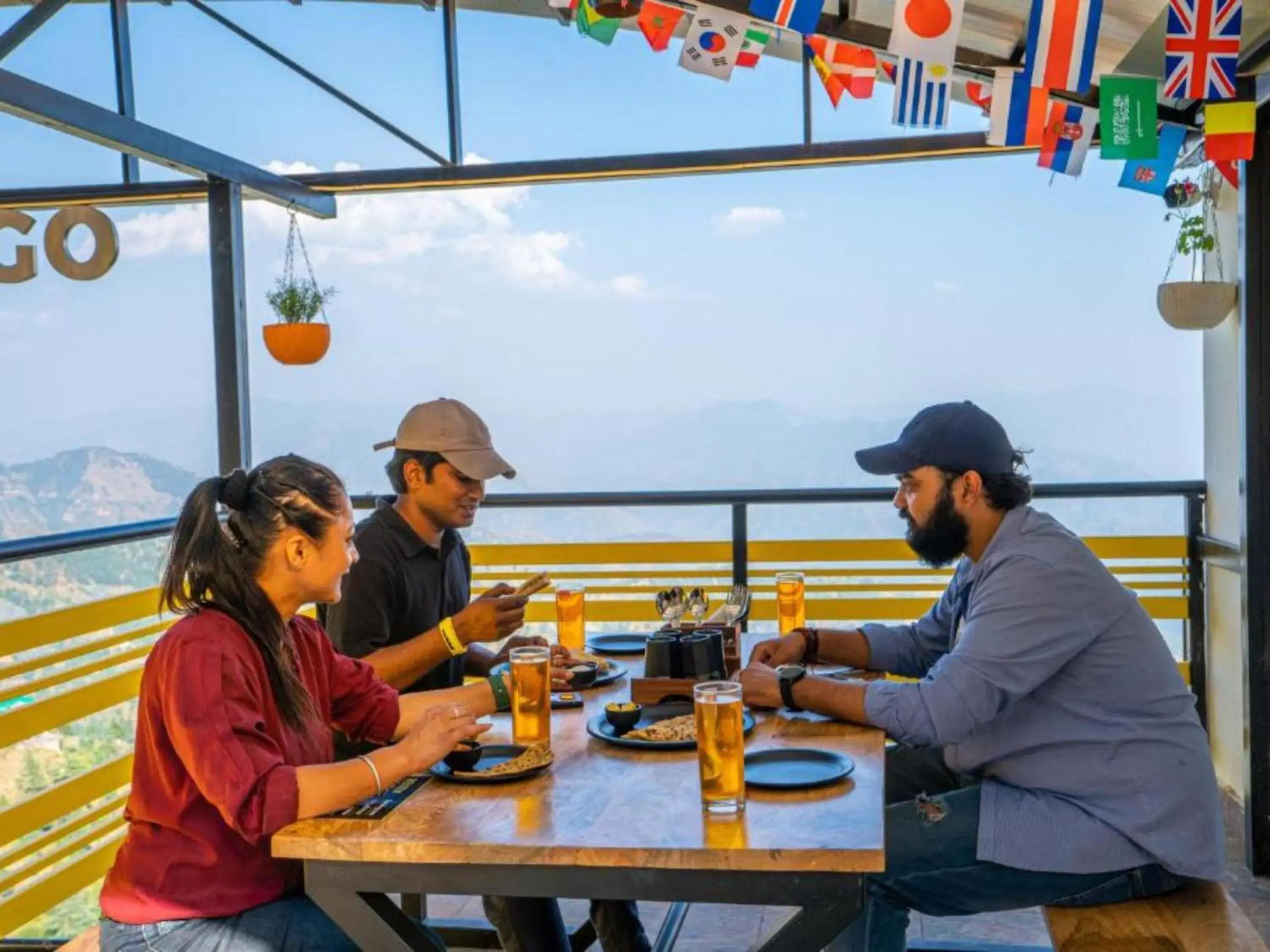 Restaurant/places to eat in The Hosteller Kufri, Shimla Restaurant/places to eat in The Hosteller Kufri, Shimla