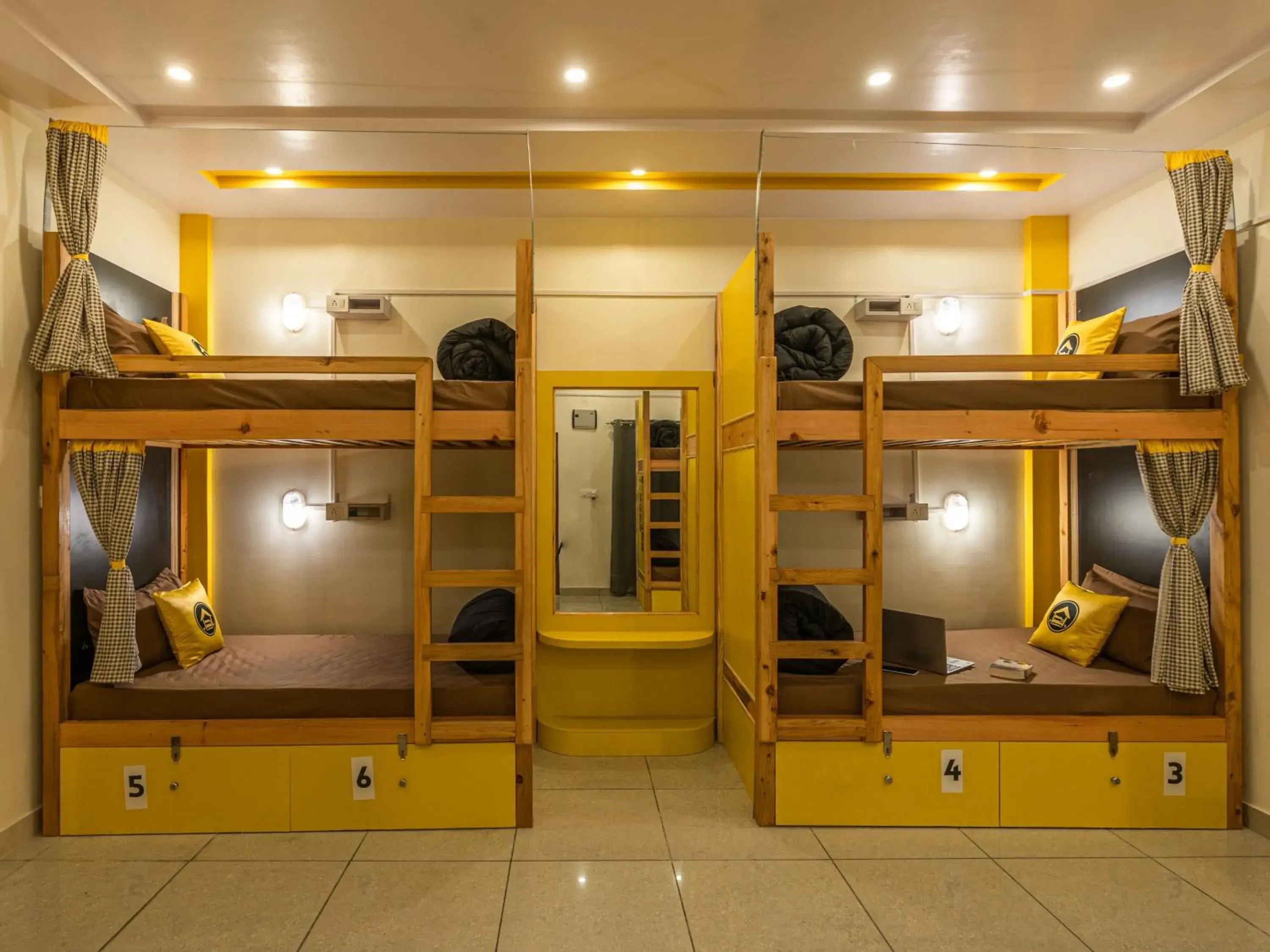 bunk bed in The Hosteller Kufri, Shimla bunk bed in The Hosteller Kufri, Shimla