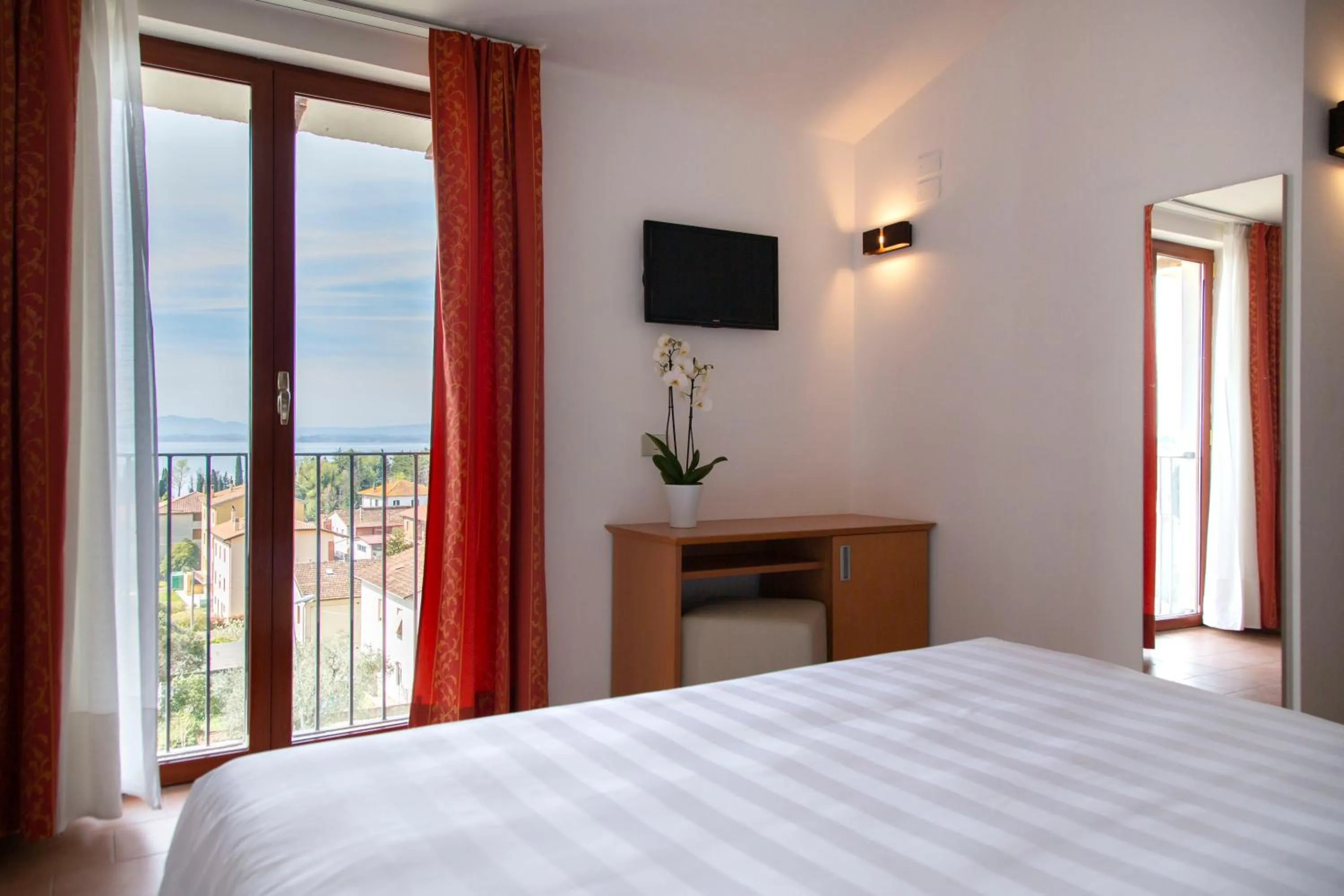 Bedroom, Bed in Hotel Villa Paradiso