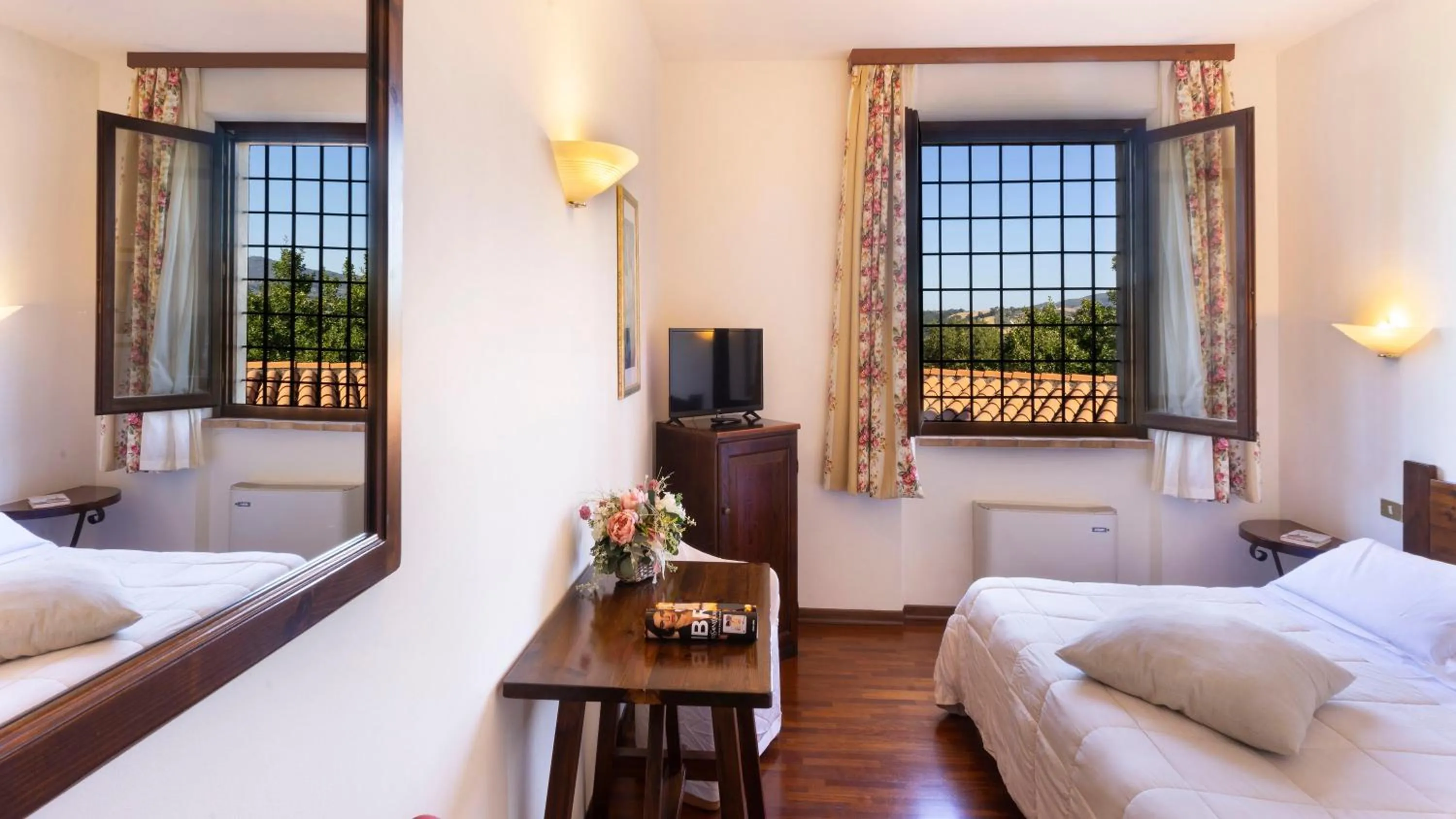 Bed in Abbazia Collemedio Resort & Spa