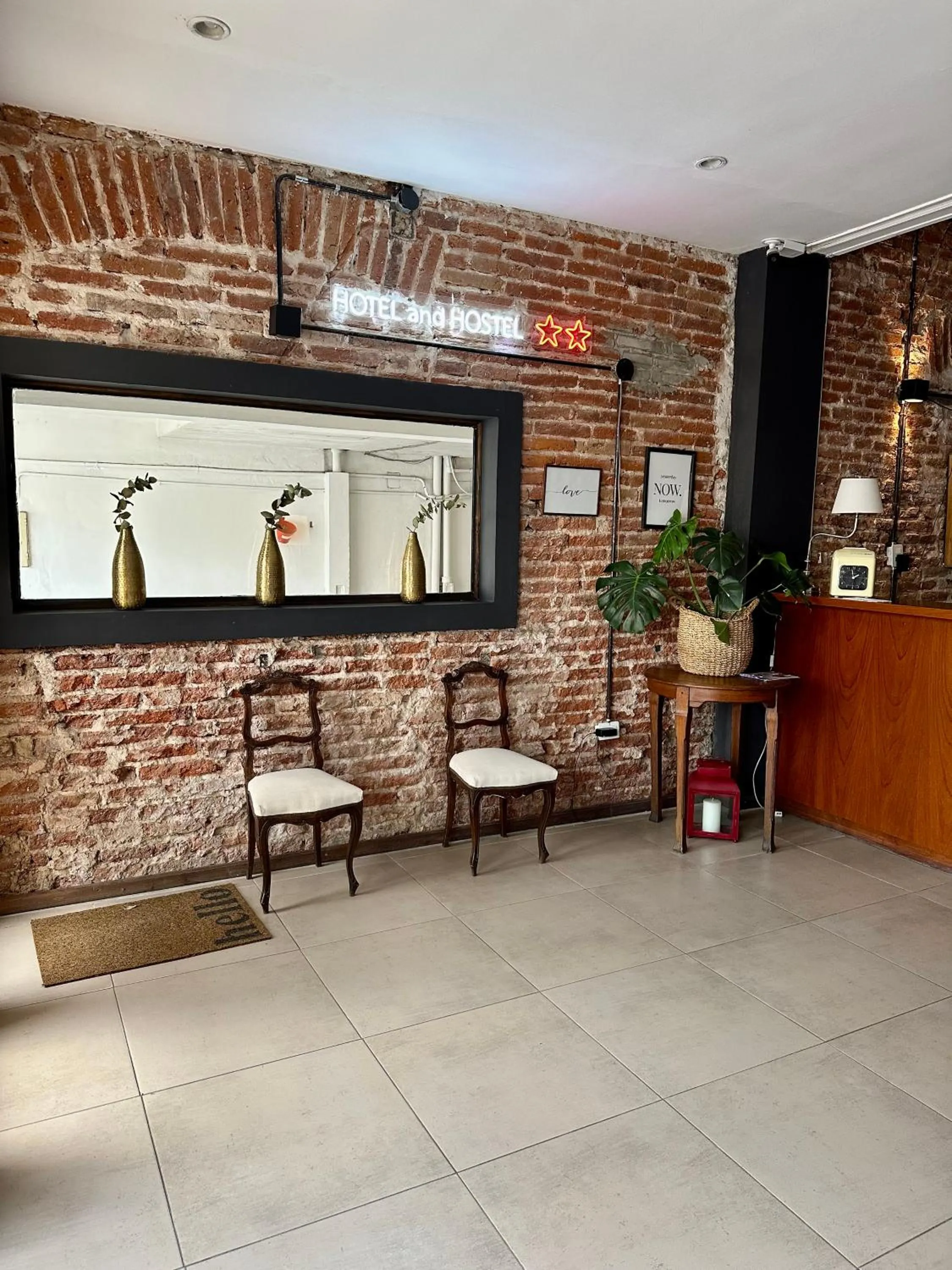 Lobby or reception in Hotel Hey U