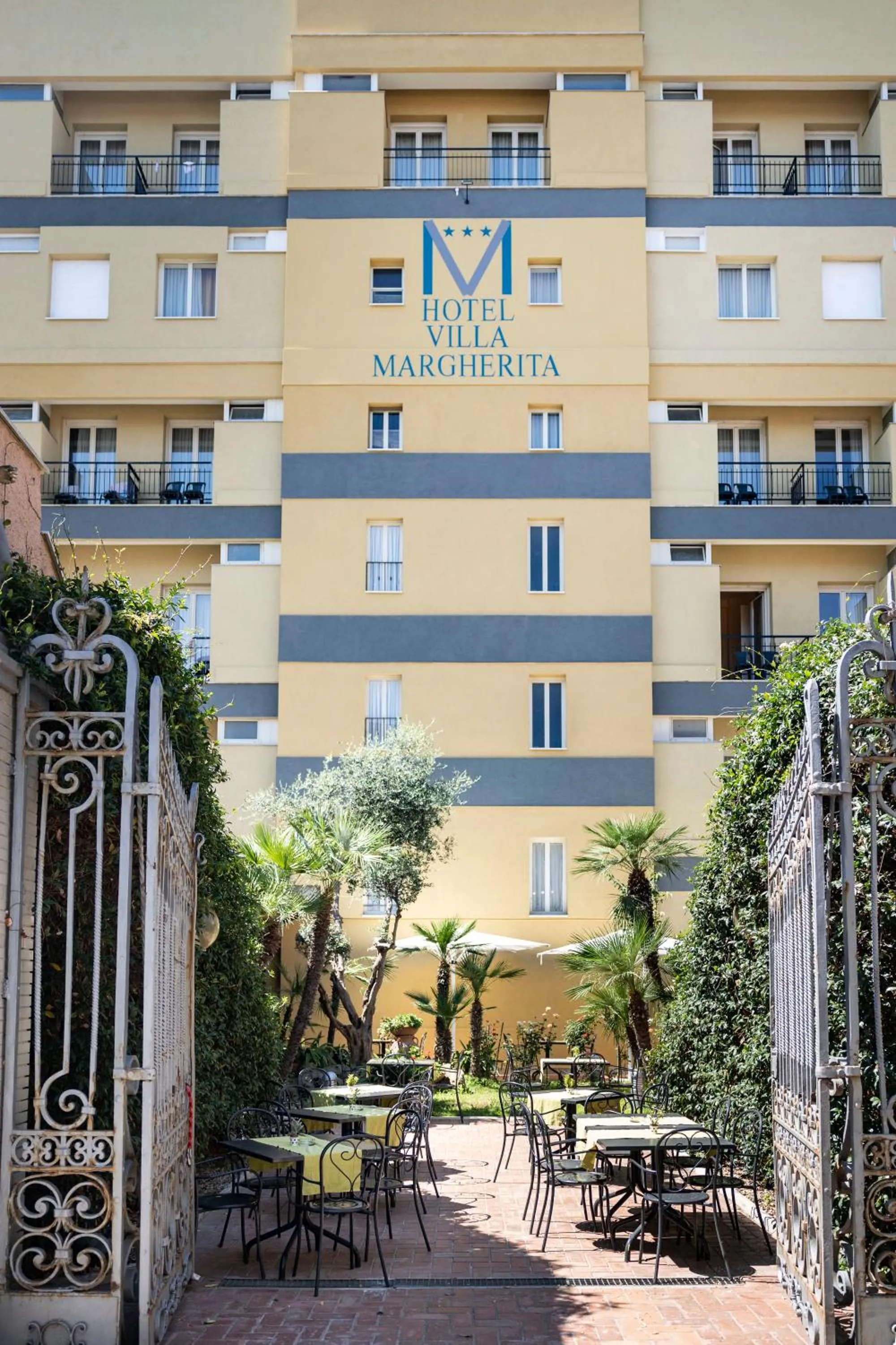 Property building in Hotel Villa Margherita