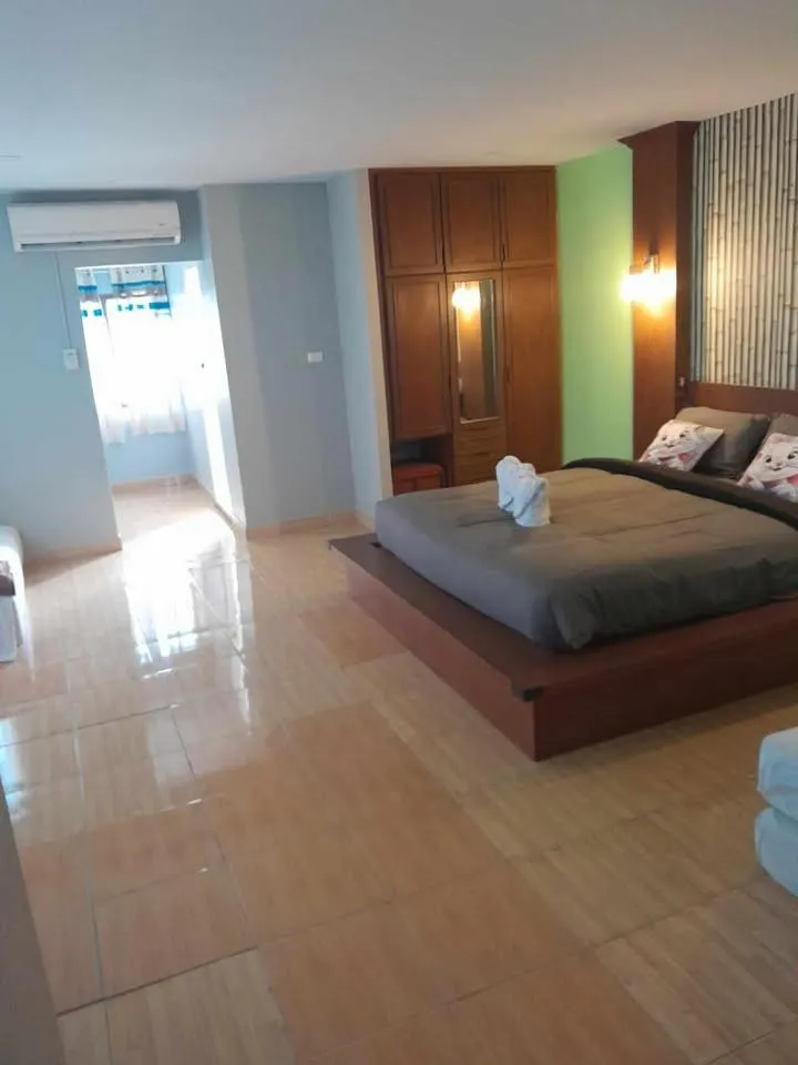 Bed in Green Beach Pattaya