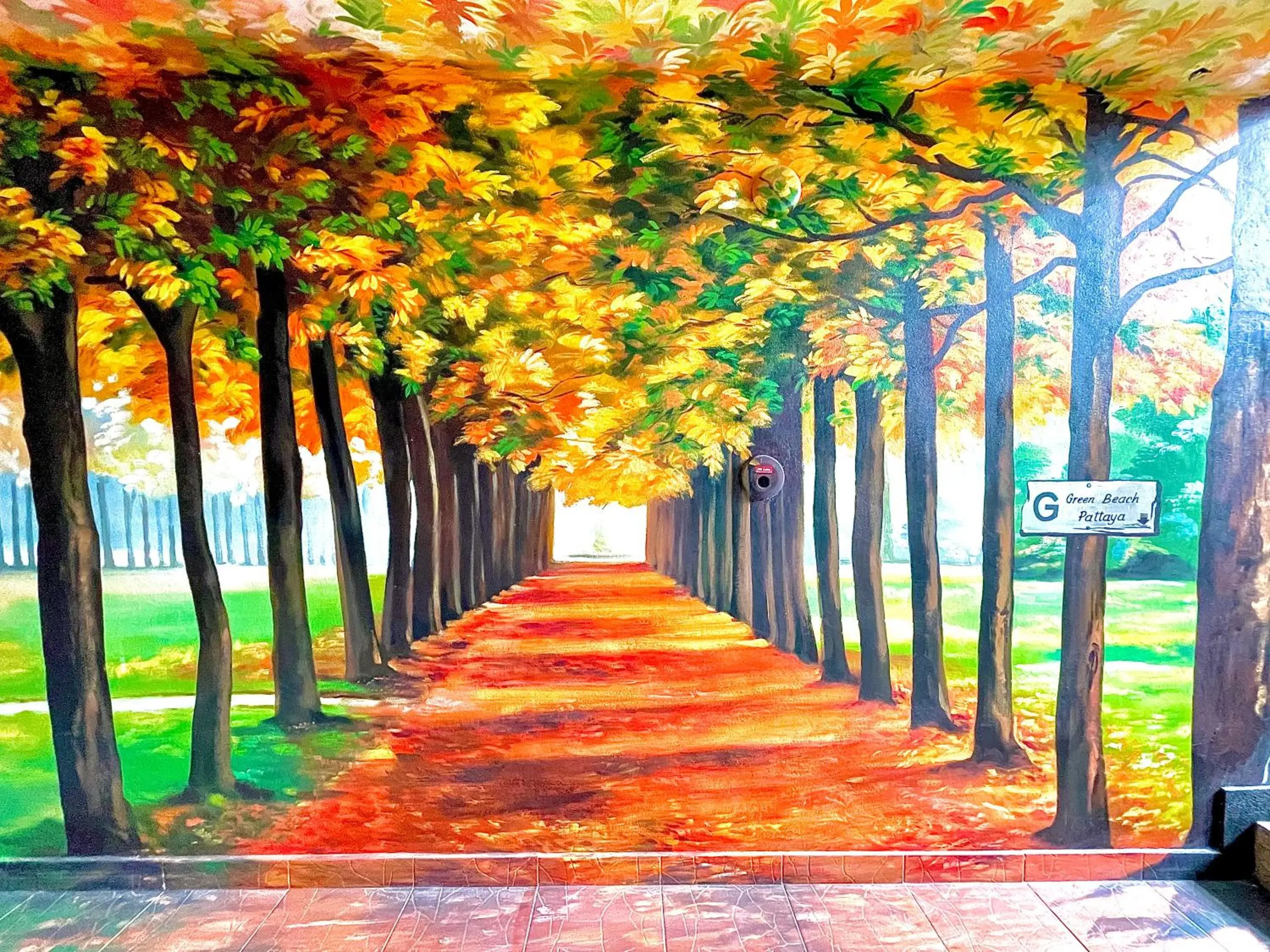 Property building in Green Beach Pattaya Property building in Green Beach Pattaya