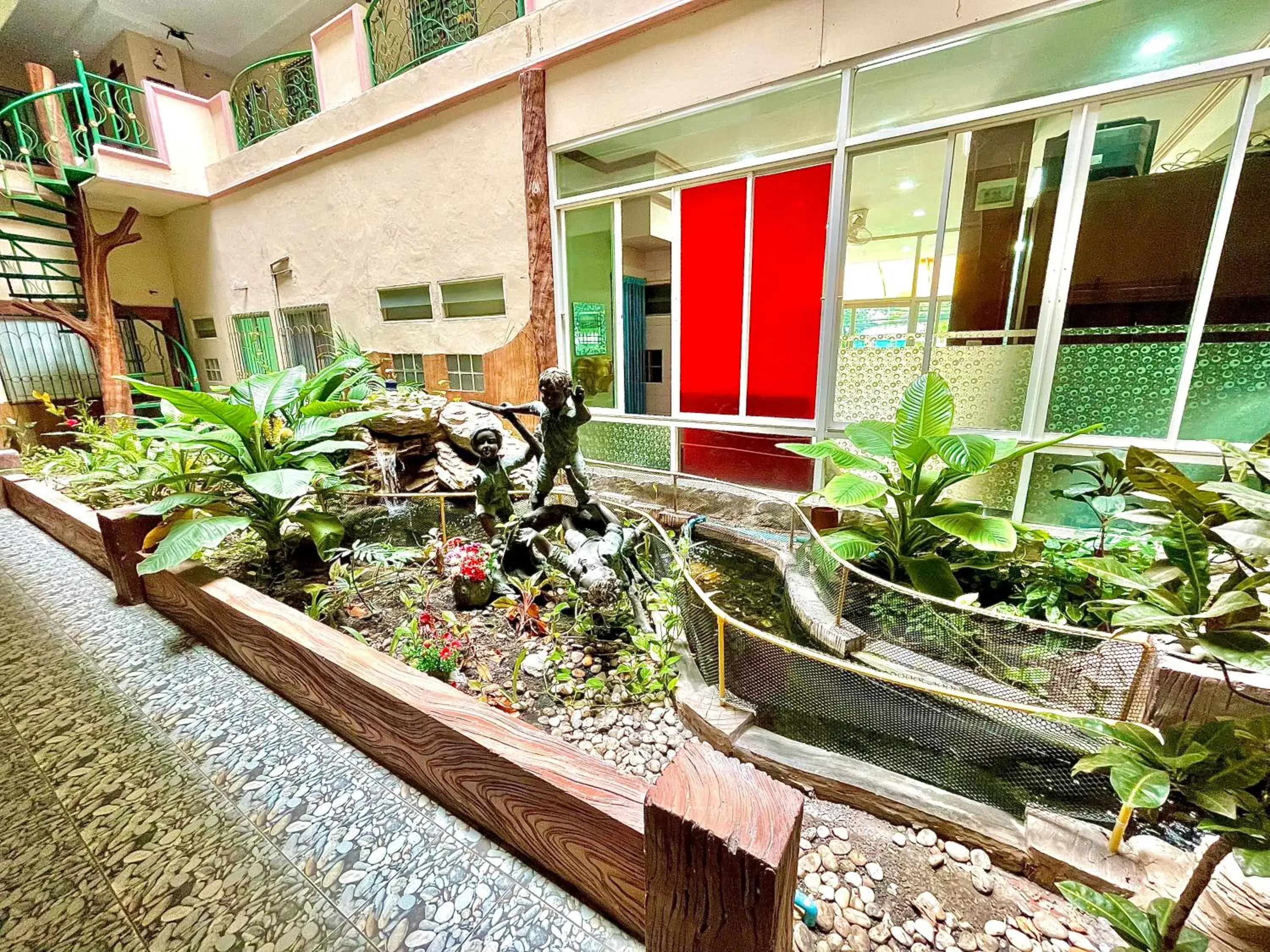 Property building in Green Beach Pattaya Property building in Green Beach Pattaya