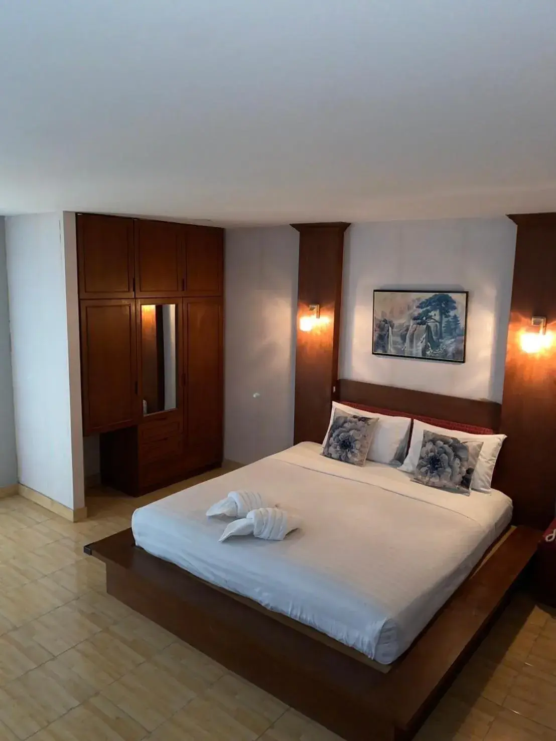 Bed in Green Beach Pattaya Bed in Green Beach Pattaya