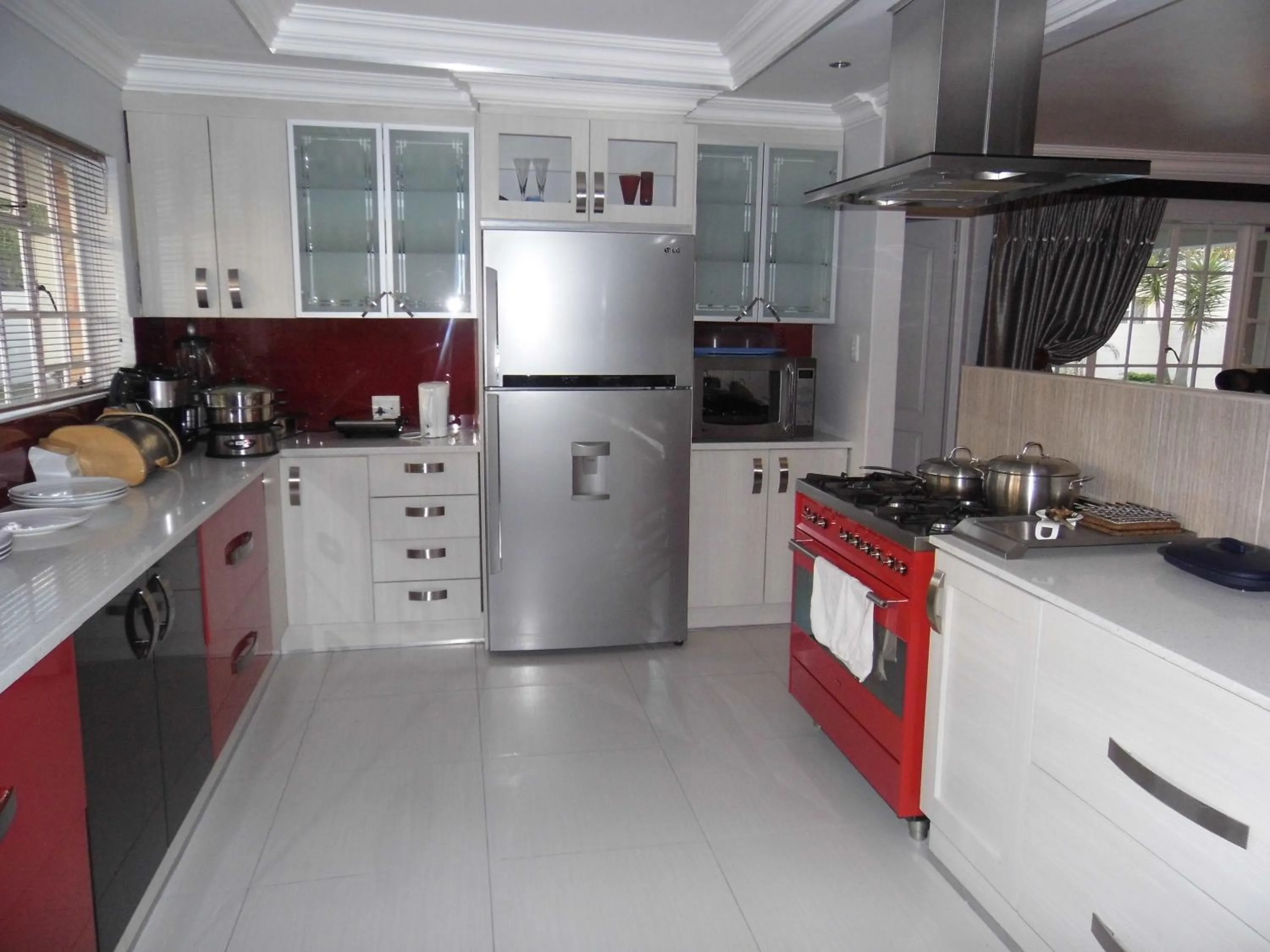 Kitchen or kitchenette in Bhotani-on-Bax