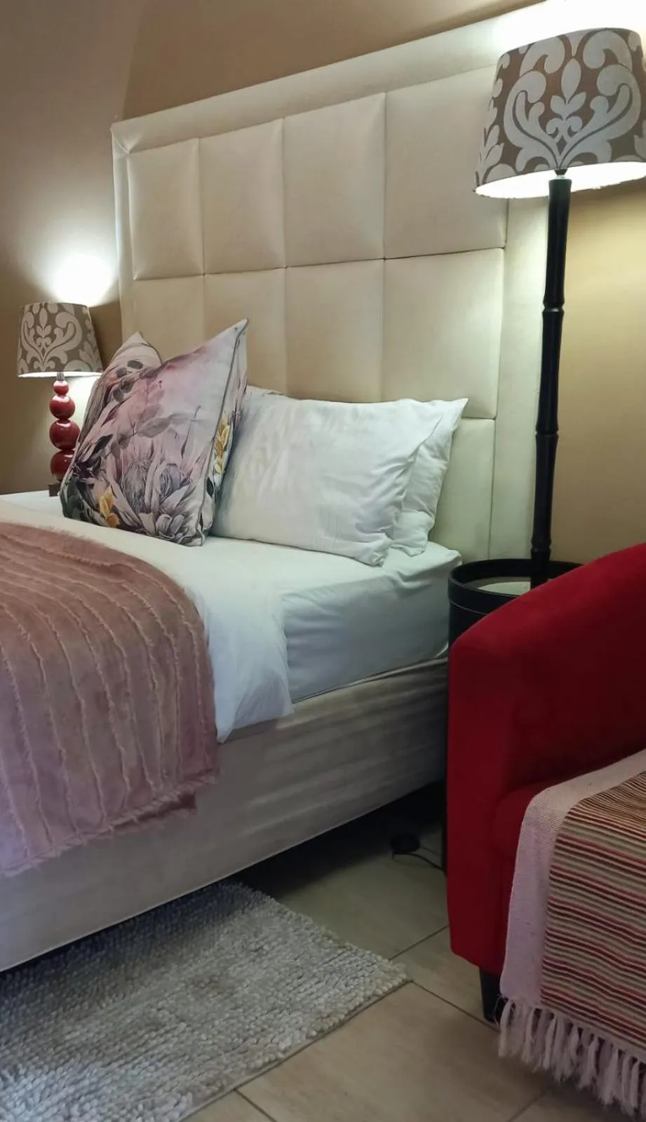 Bed in Bhotani-on-Bax