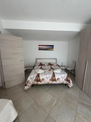 Deluxe Double Room with Shower - single occupancy in Il Cirismiro Deluxe Double Room with Shower - single occupancy in Il Cirismiro