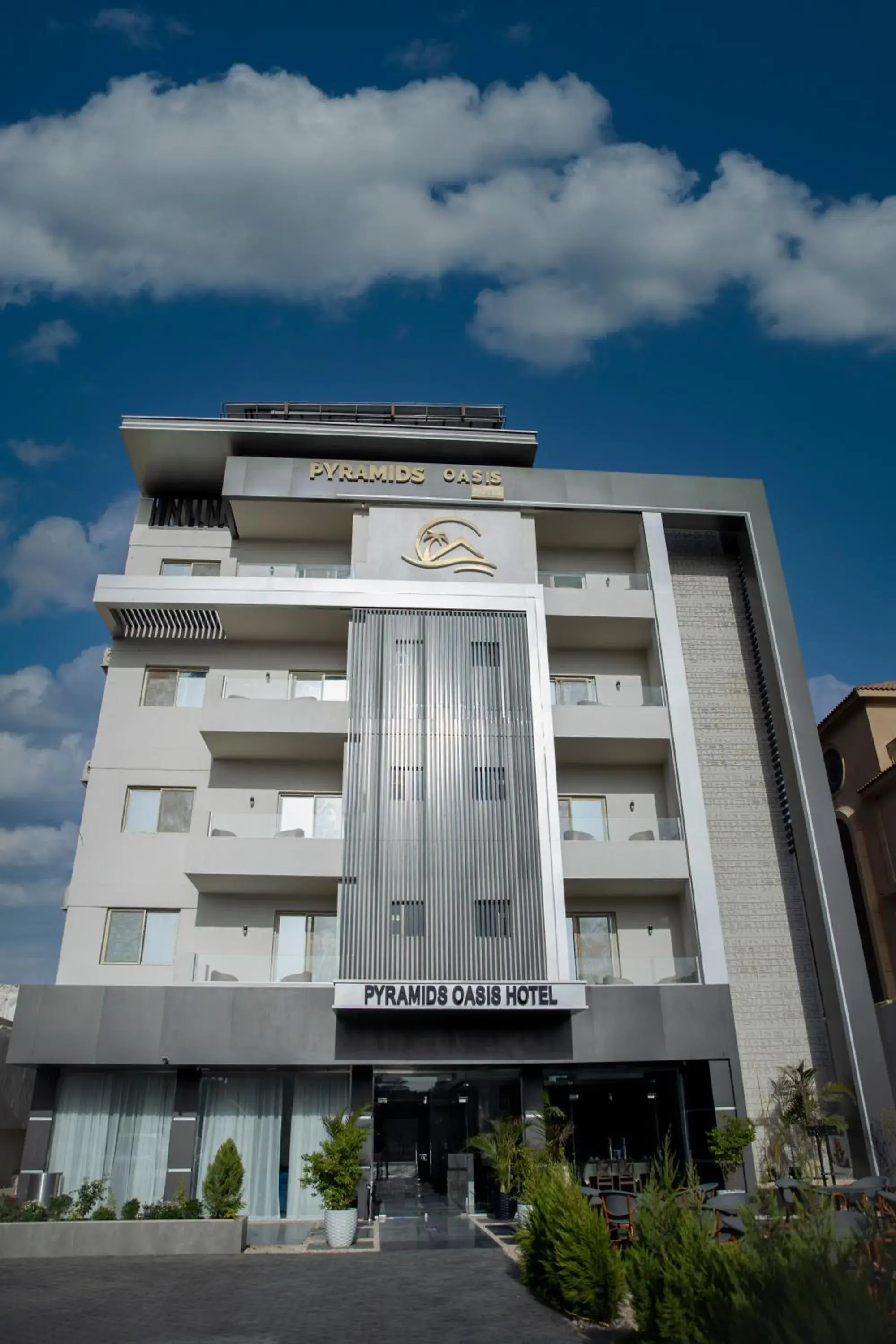 Property building in Pyramids Oasis Hotel Property building in Pyramids Oasis Hotel