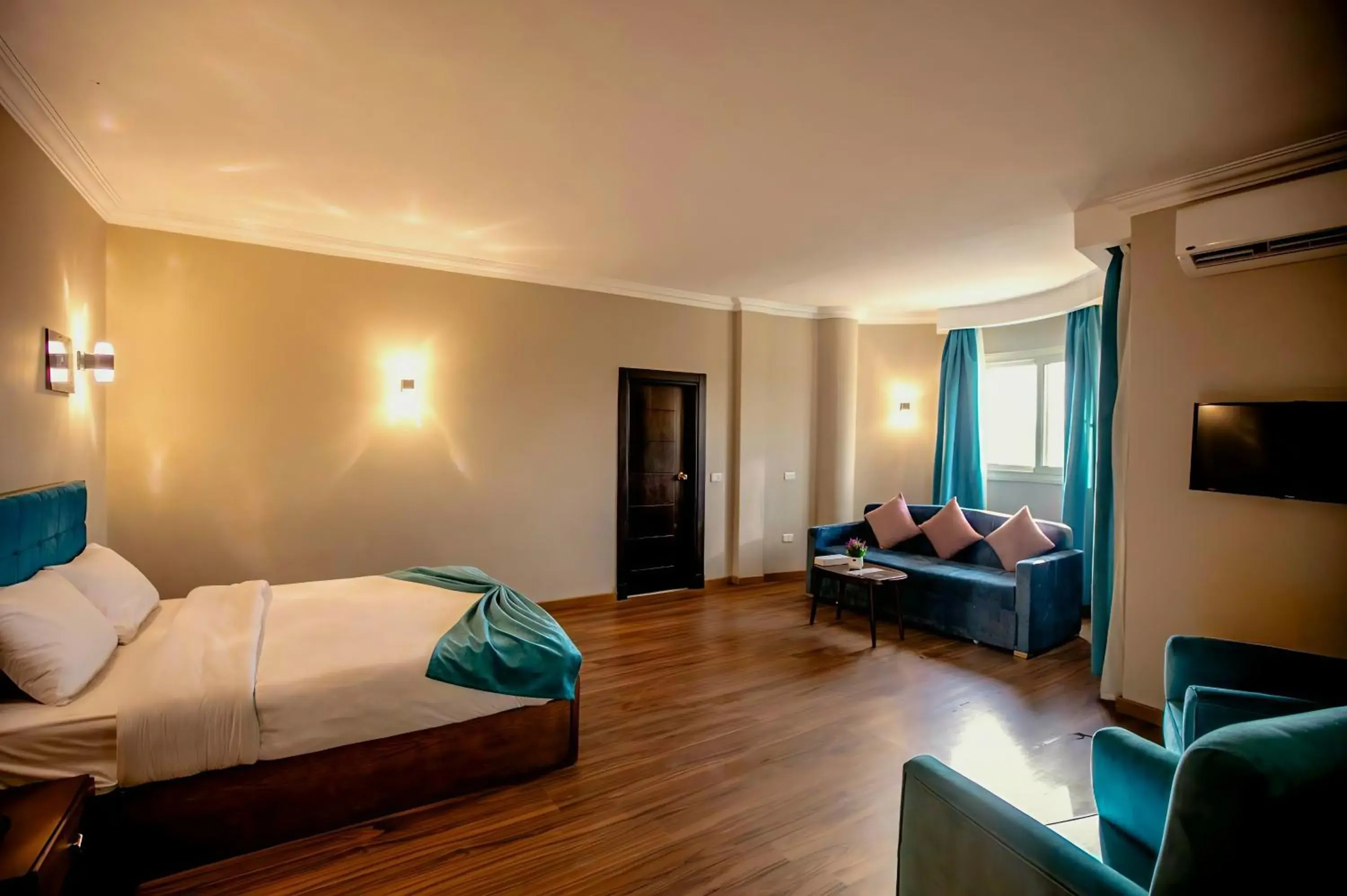 Bed in Pyramids Oasis Hotel Bed in Pyramids Oasis Hotel