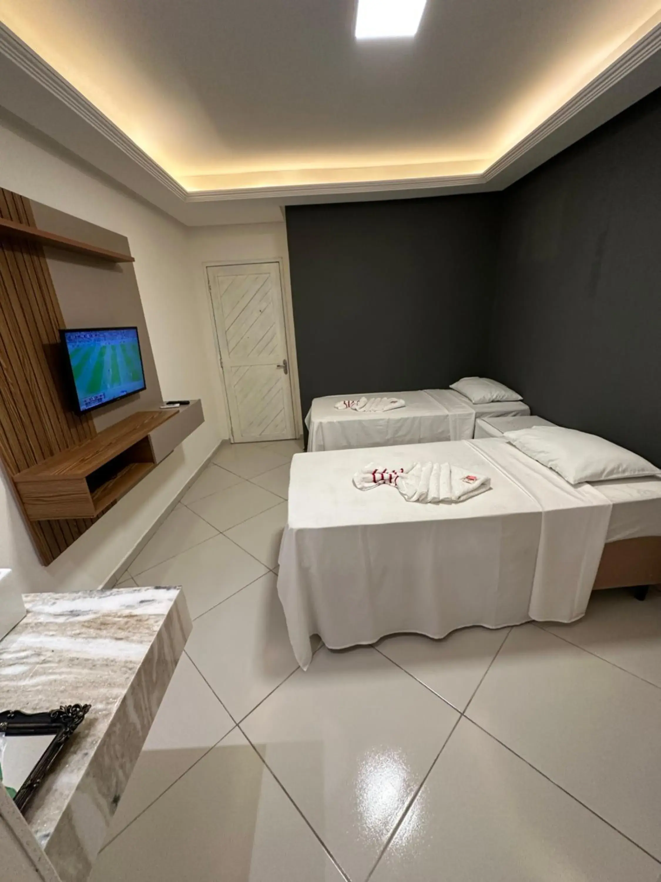 Twin Room with Balcony in MATURI CENTRO Twin Room with Balcony in MATURI CENTRO