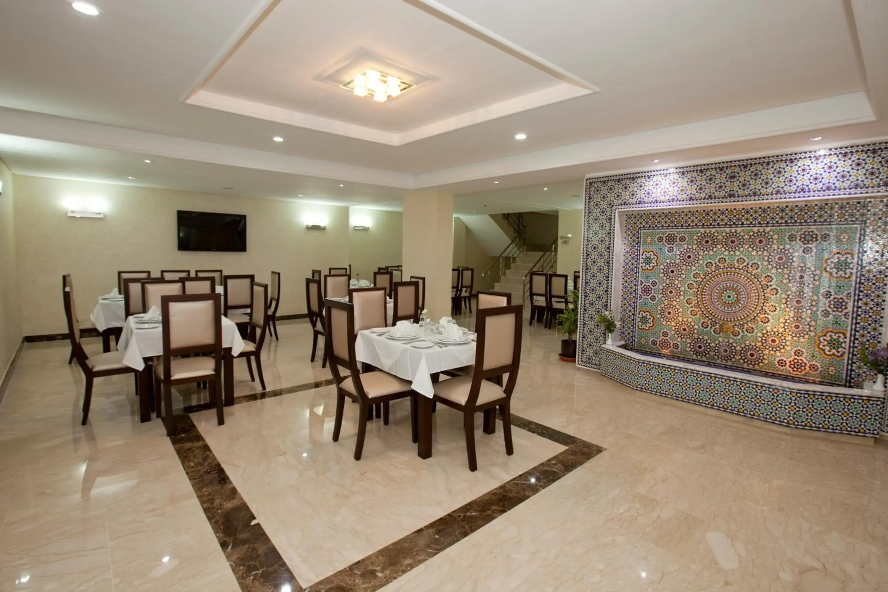 Restaurant/Places to Eat in Hotel Al Walid