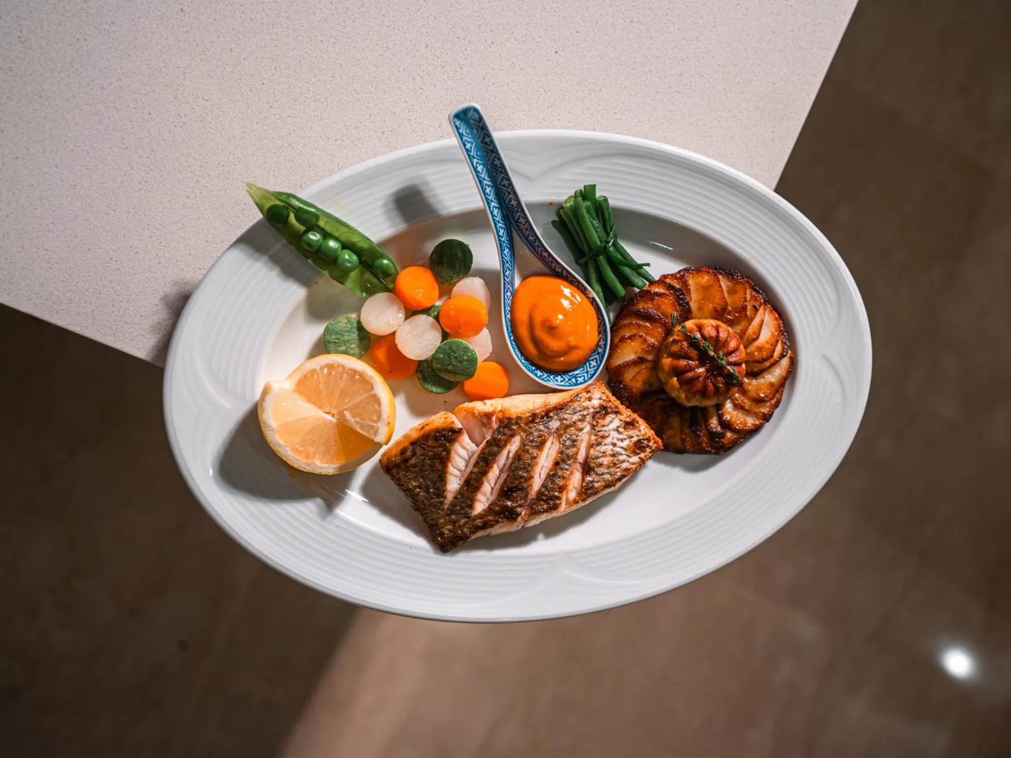 Restaurant/places to eat in Hotel Al Walid