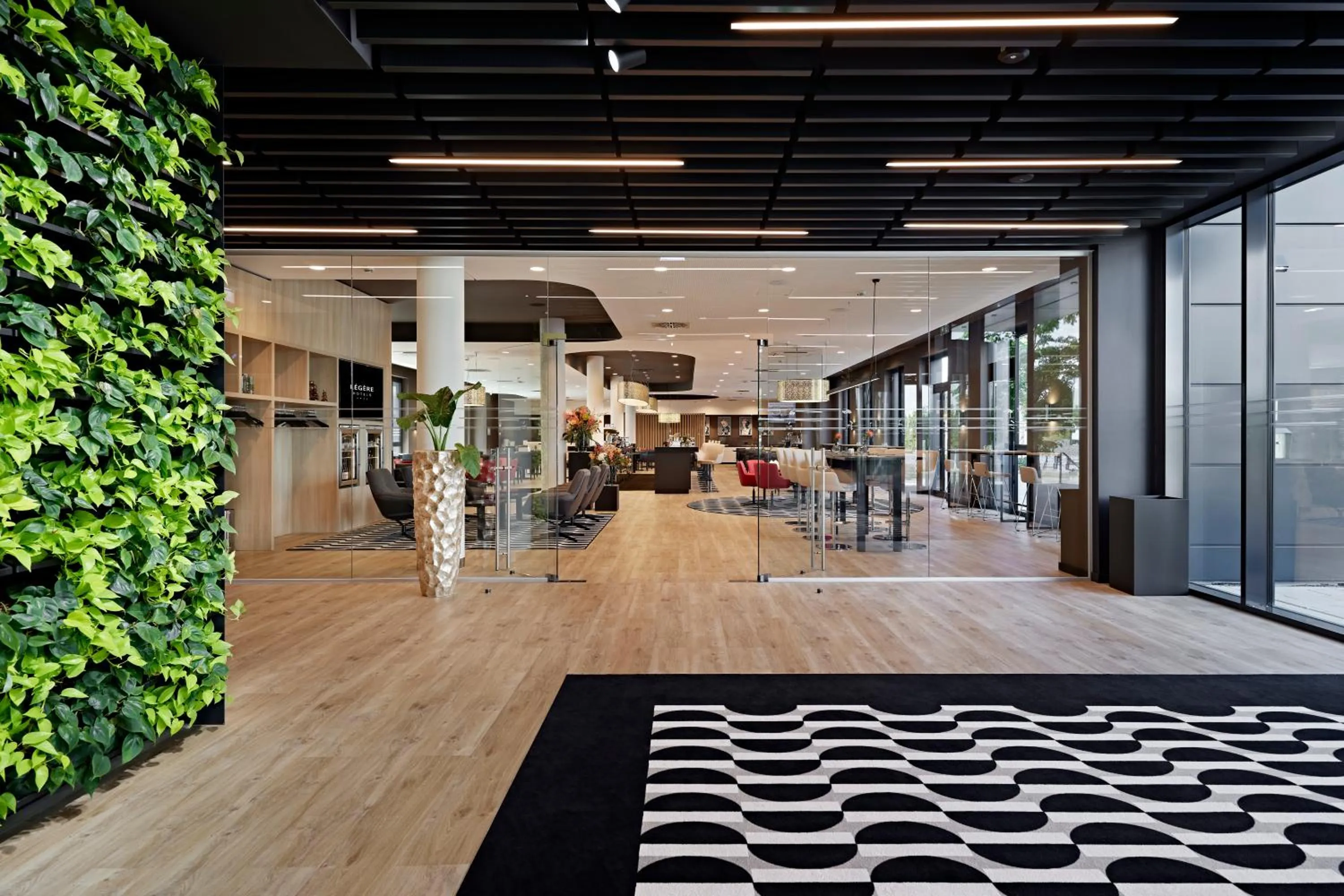 Restaurant/places to eat in LEGERE HOTEL Erfurt