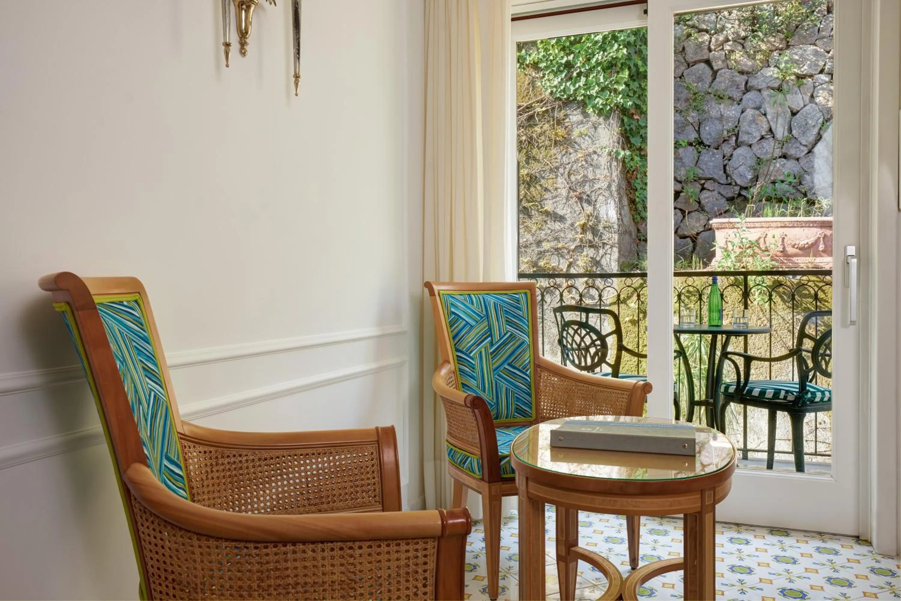 Decorative detail in Grand Hotel Capodimonte