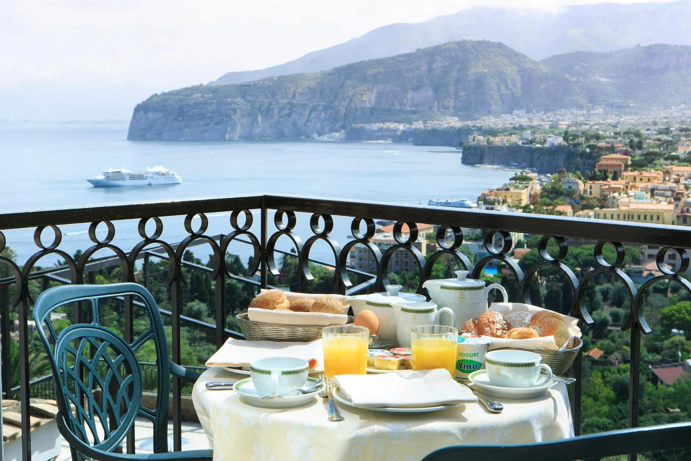 View (from property/room) in Grand Hotel Capodimonte