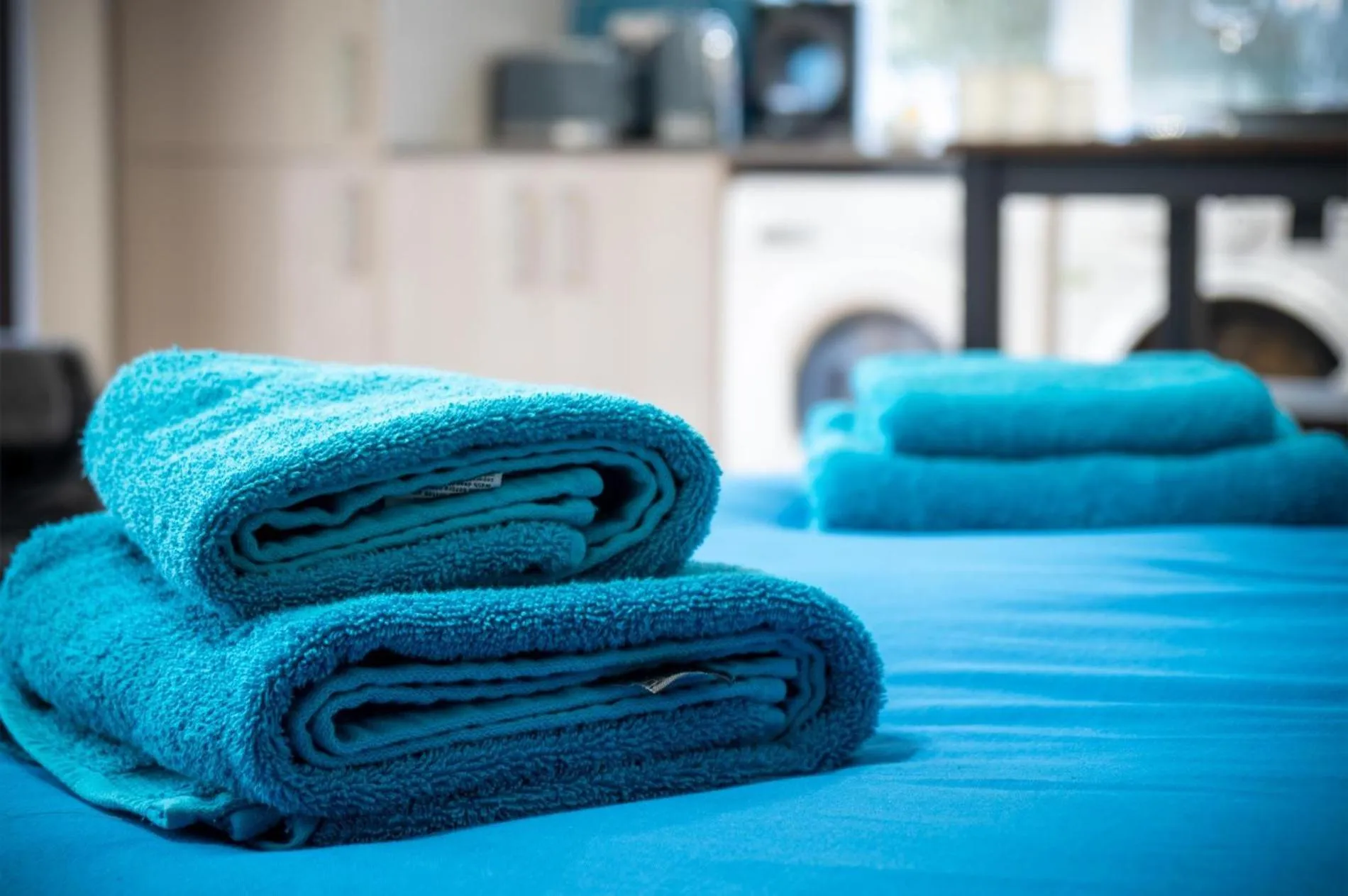 Floor plan, Bed in Haylands Hideaway - 1 Bedroom Apartment - Jameston