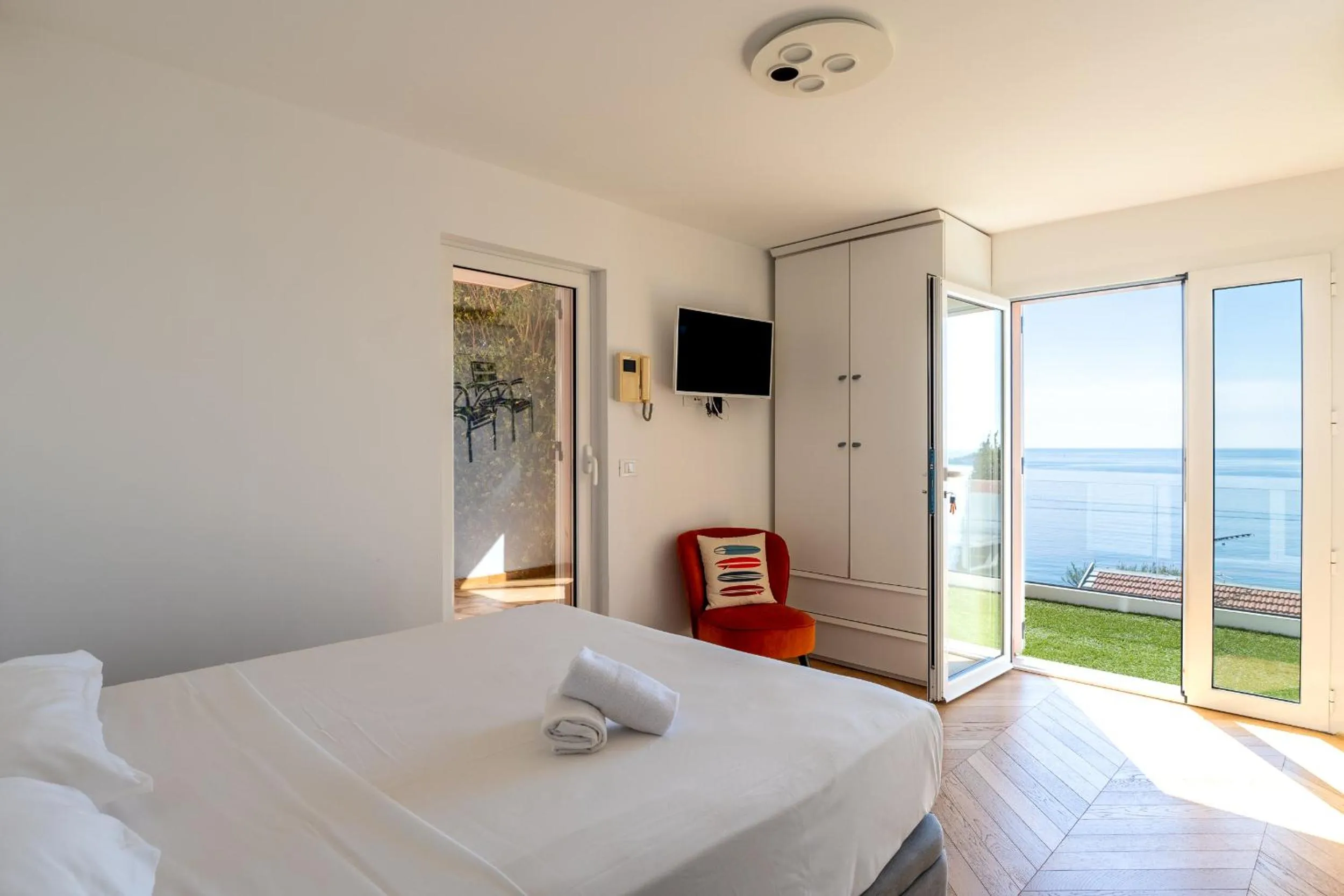 Bed in Villa Eze Vue Mer