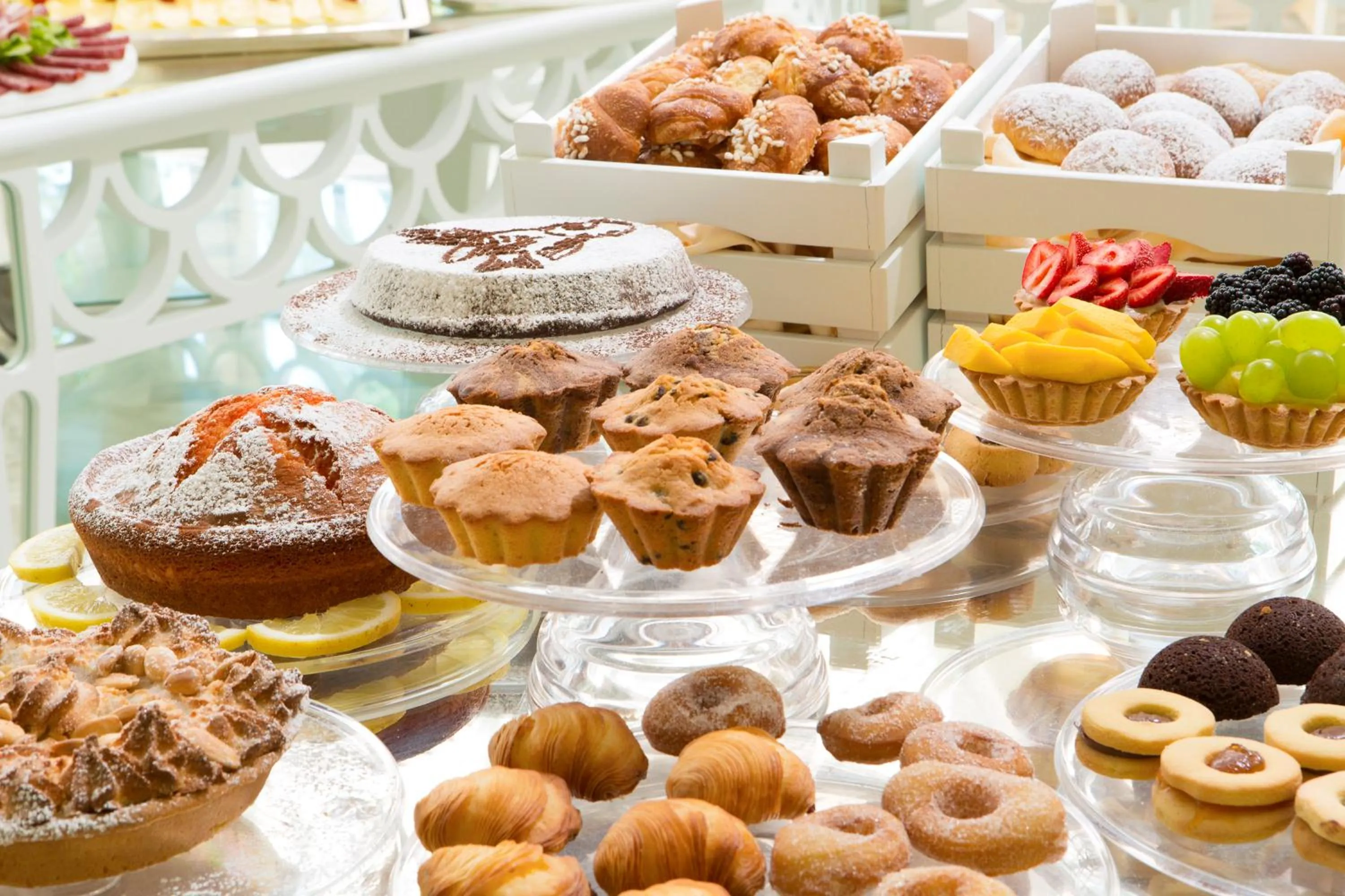 Breakfast in Grand Hotel Royal