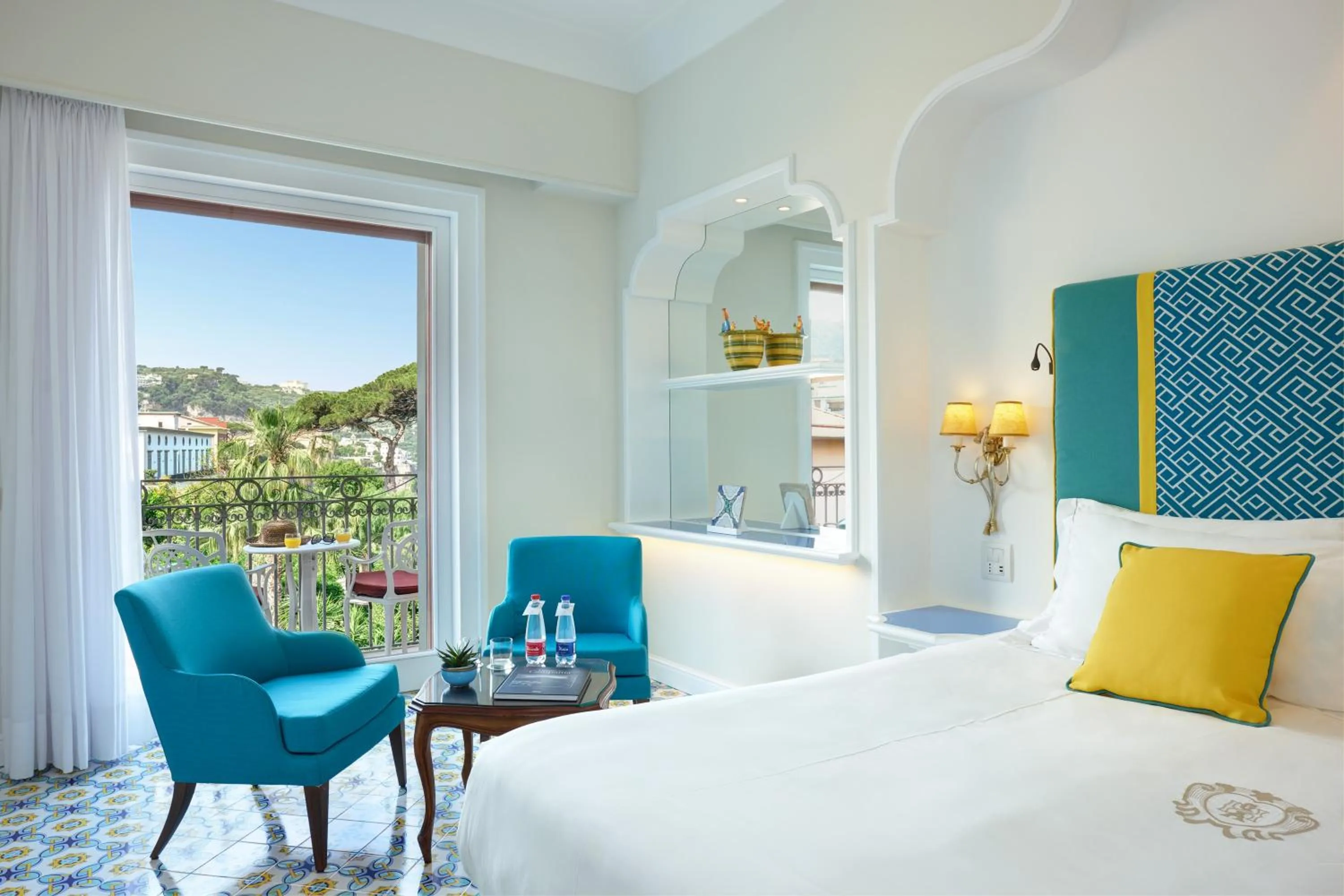 Bed in Grand Hotel Ambasciatori