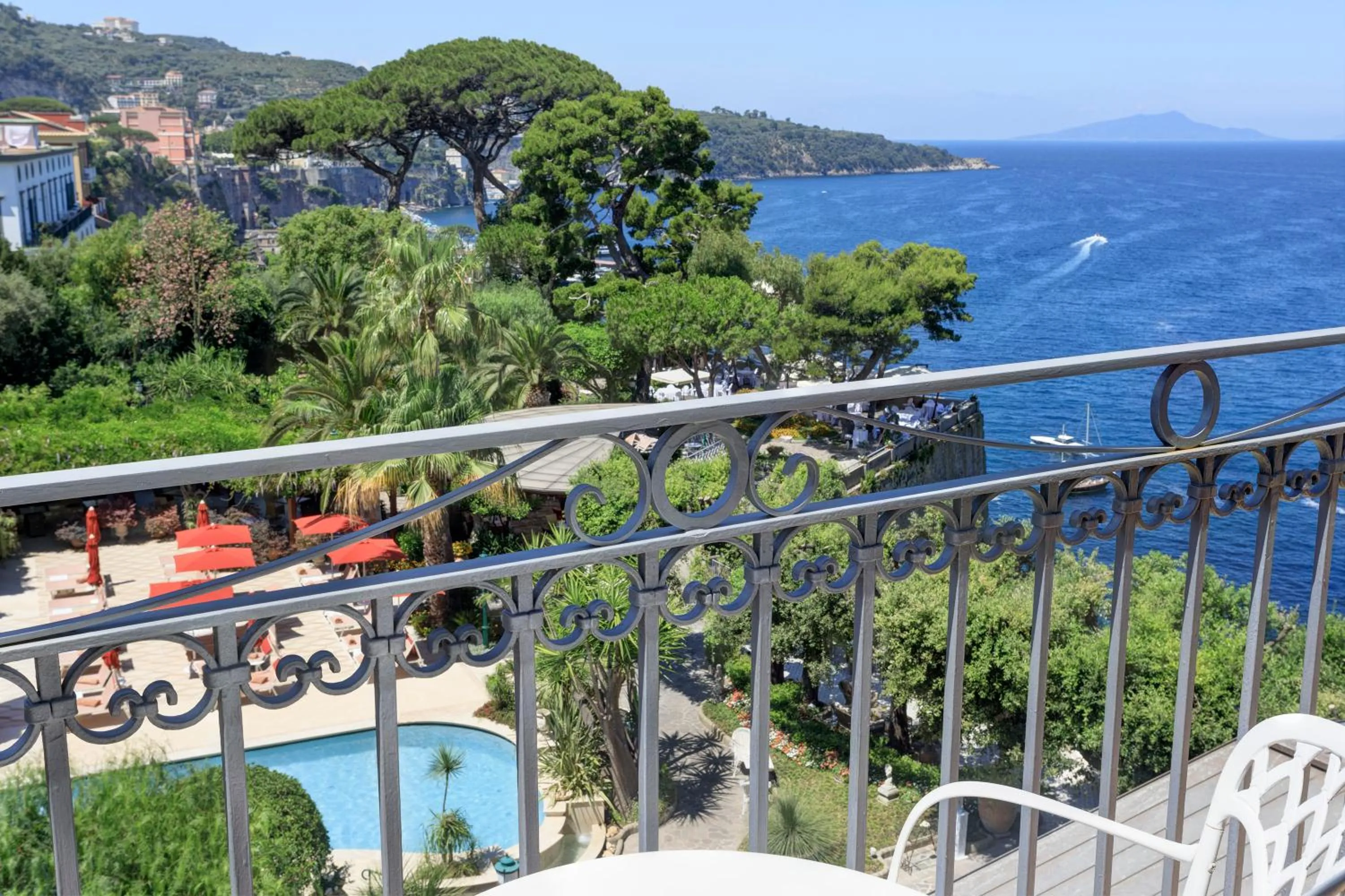 Day in Grand Hotel Ambasciatori