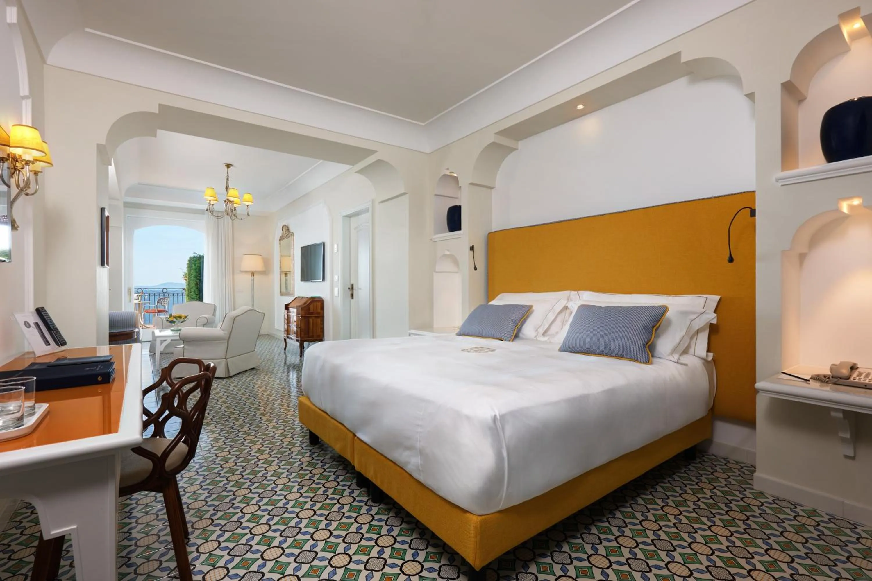 Bedroom, Bed in Grand Hotel Ambasciatori