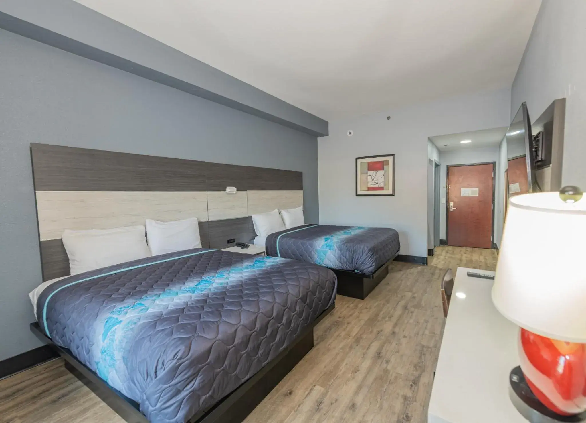 Standard Double Room in Jamestown inn & Suites Standard Double Room in Jamestown inn & Suites