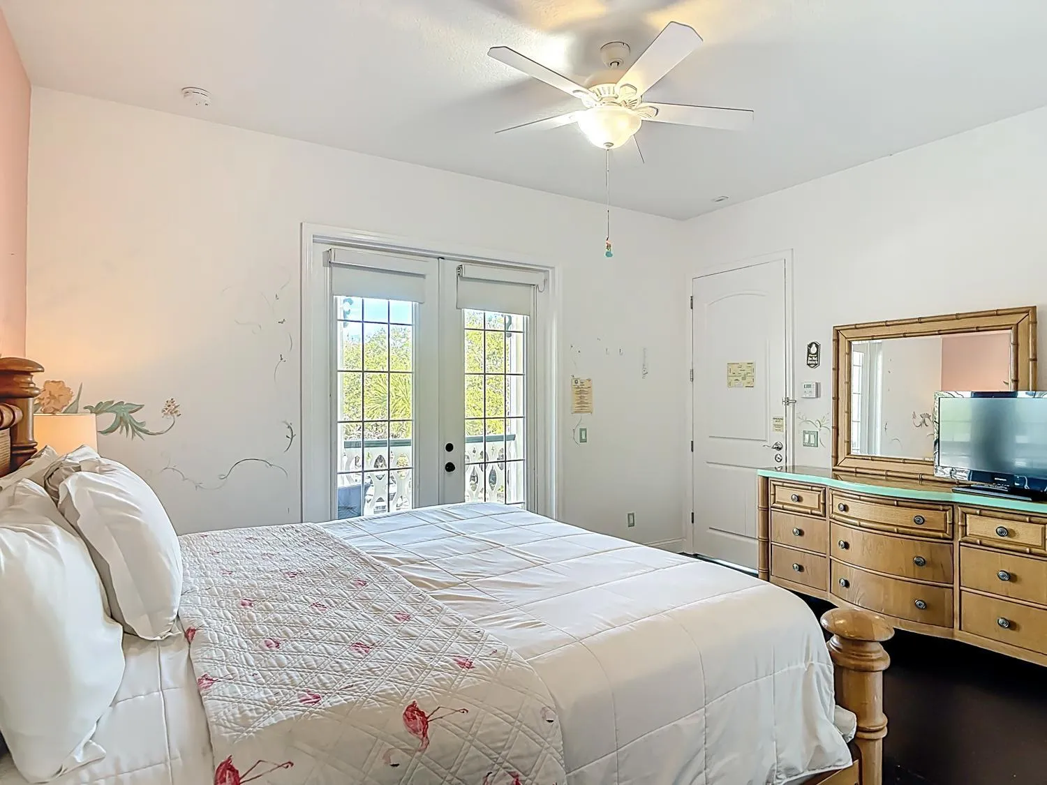 Bedroom, Bed in Inn on the Avenue