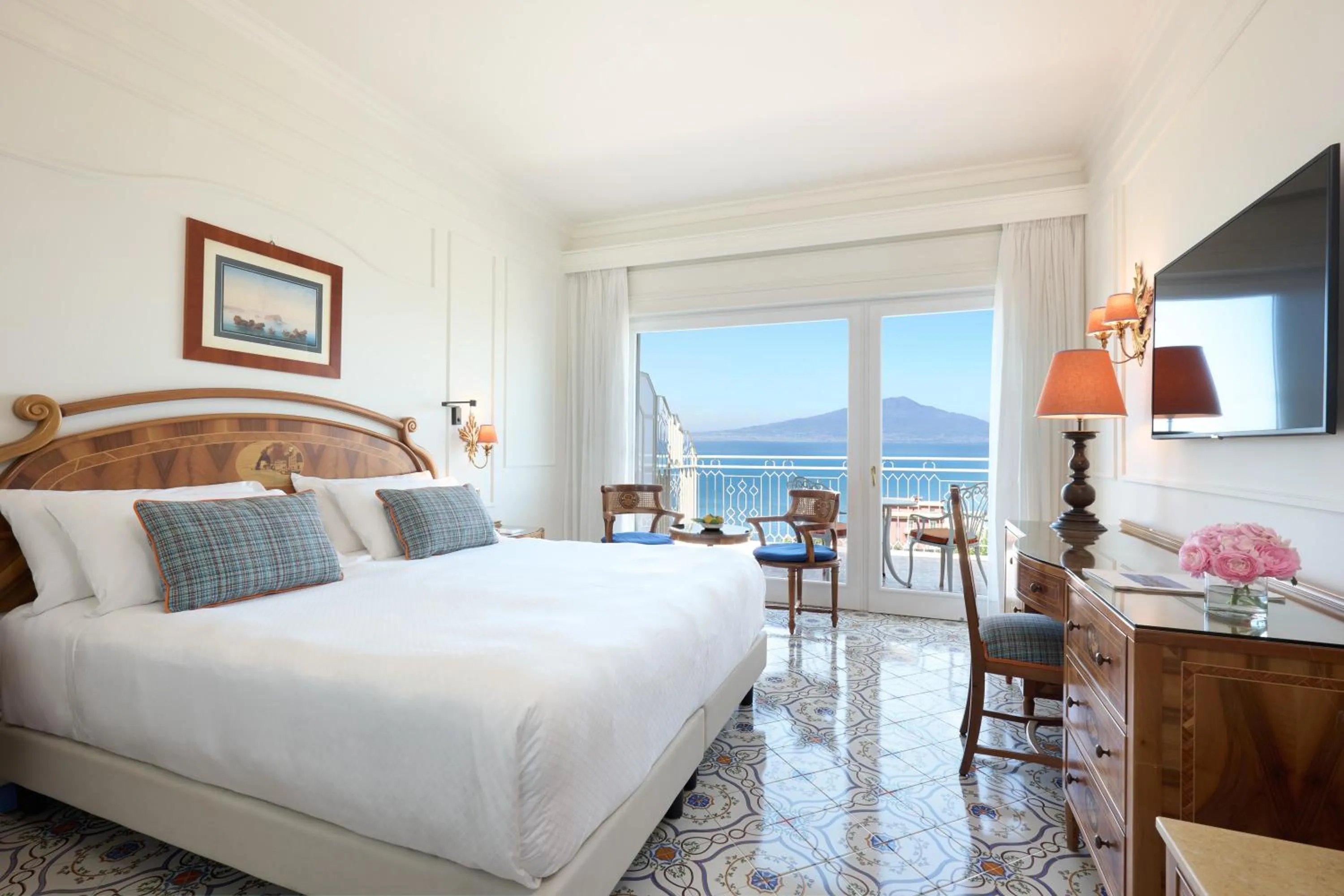 Bed in Grand Hotel de la Ville