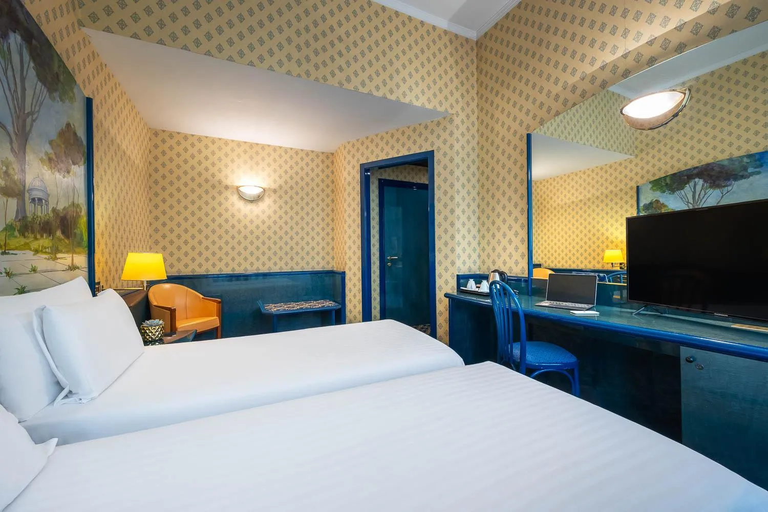 Bed in iH Hotels Milano Ambasciatori