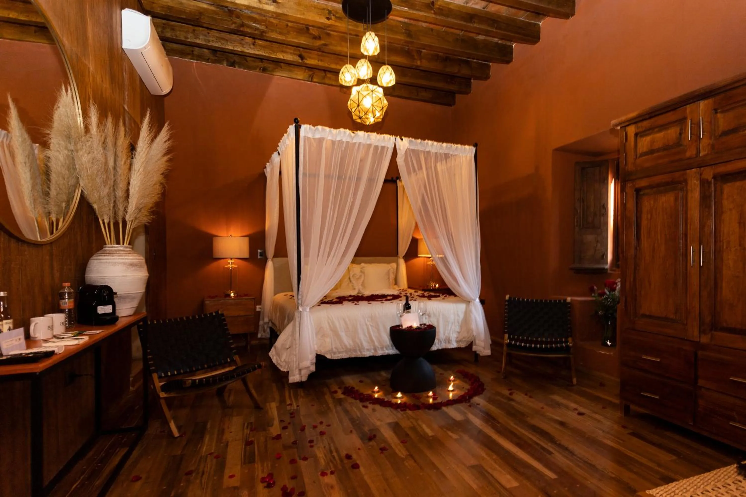 Bed in Bito's Hotel Boutique