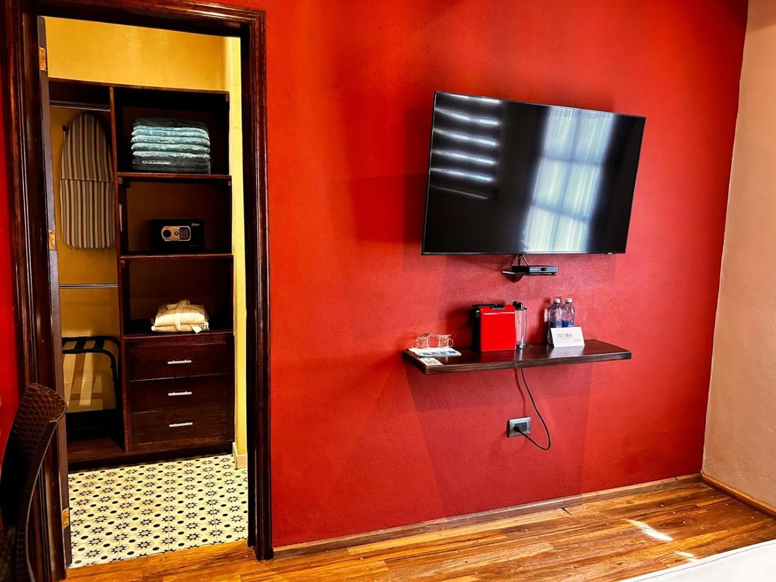 Bed in Bito's Hotel Boutique