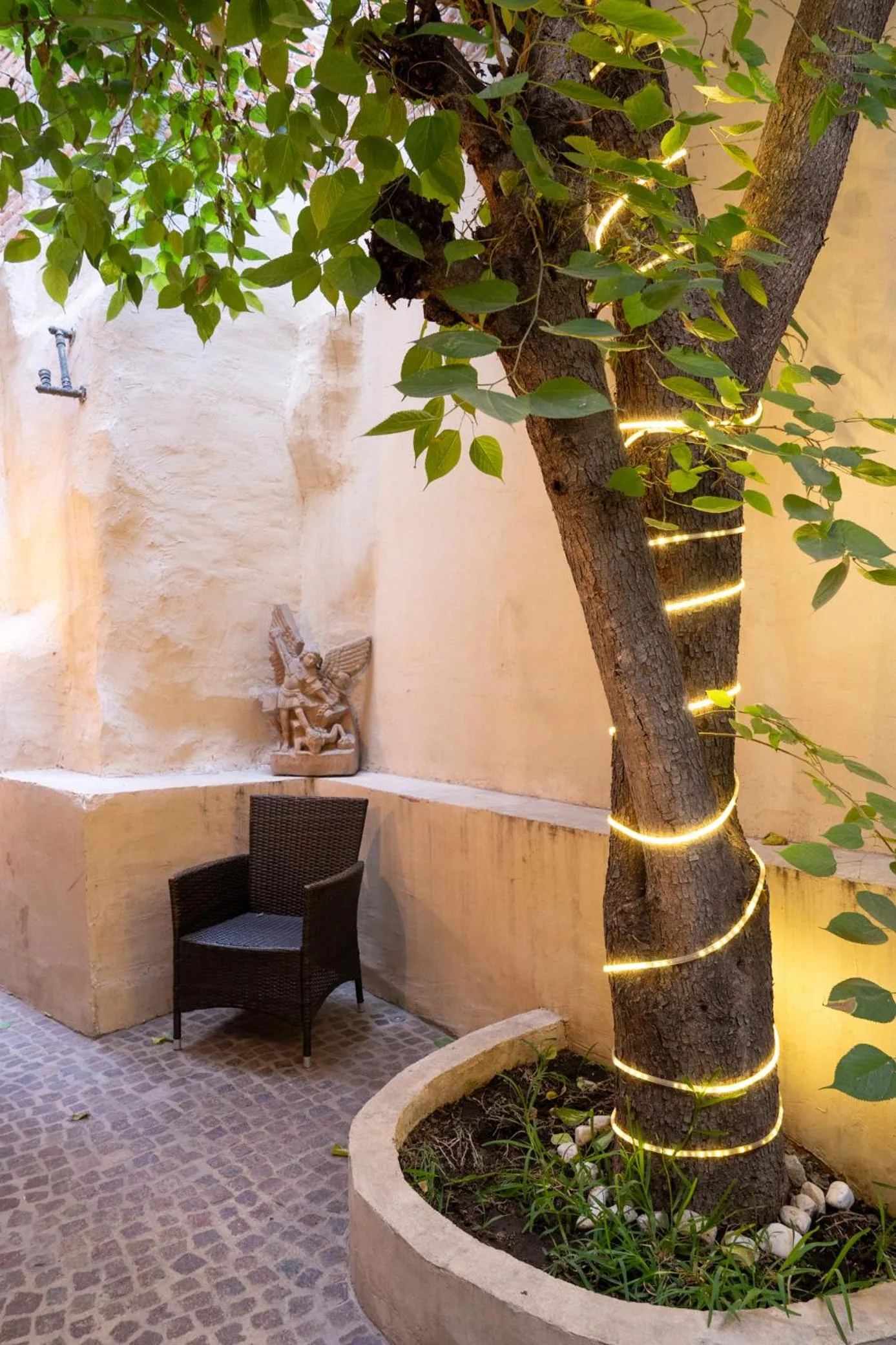 Day in Bito's Hotel Boutique