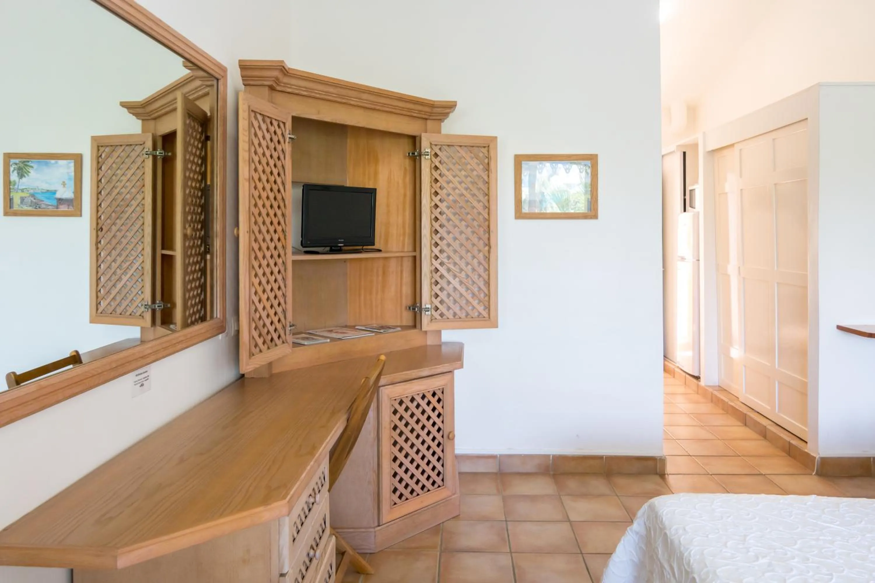 Bedroom, Bed in Residence Les Cayalines
