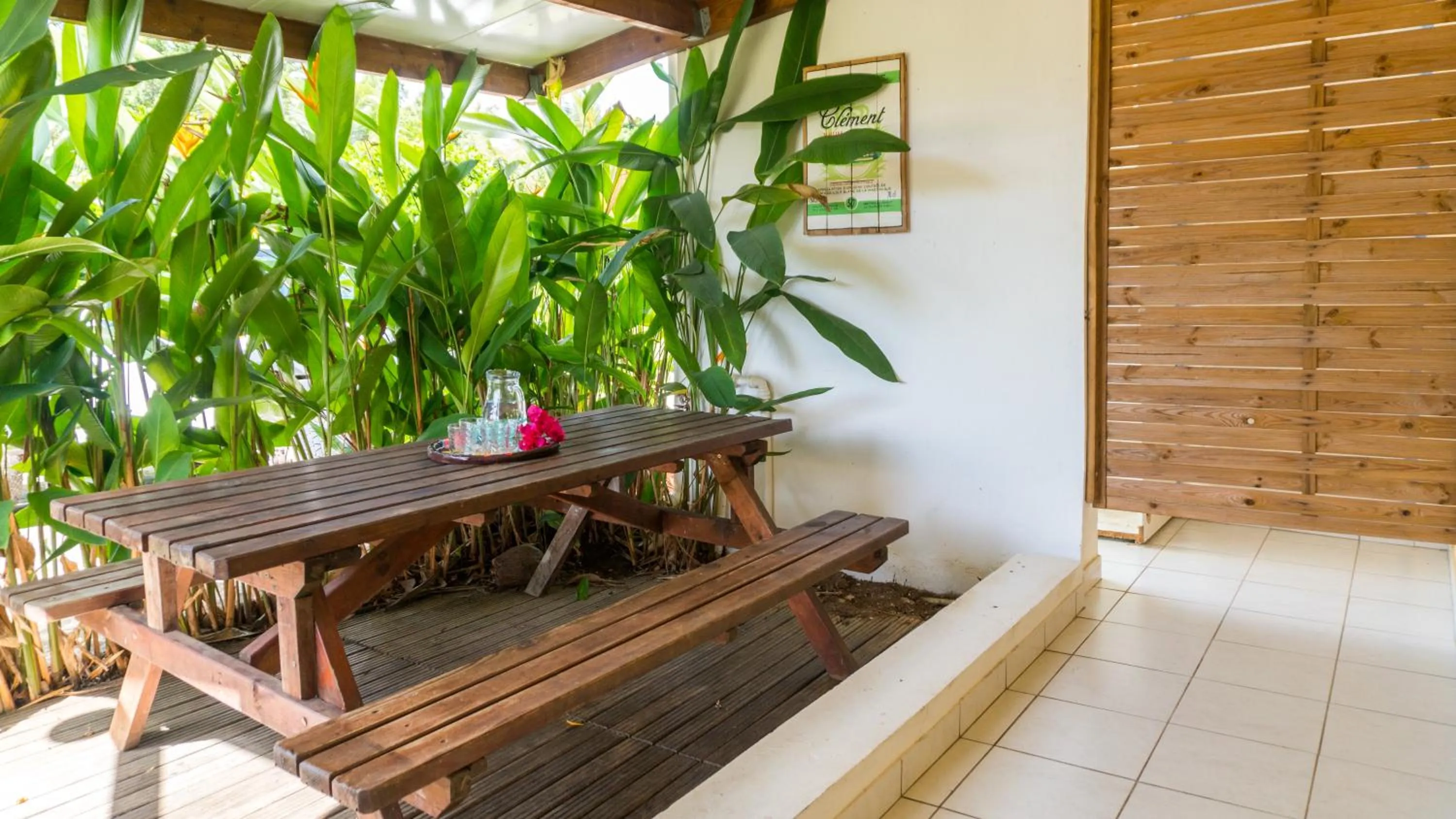 Patio in Residence Les Cayalines