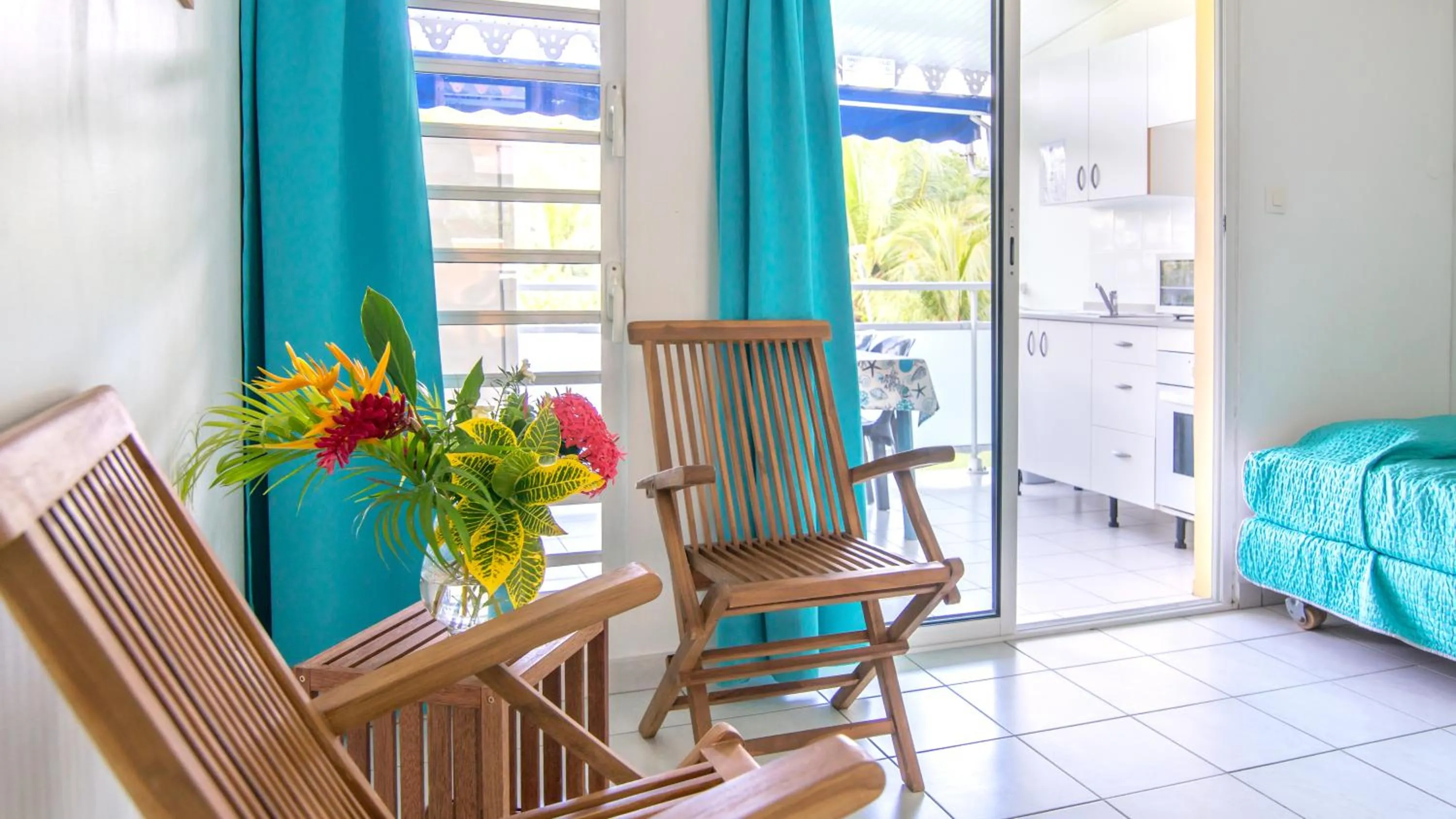 Decorative detail, Bed in Residence Les Cayalines