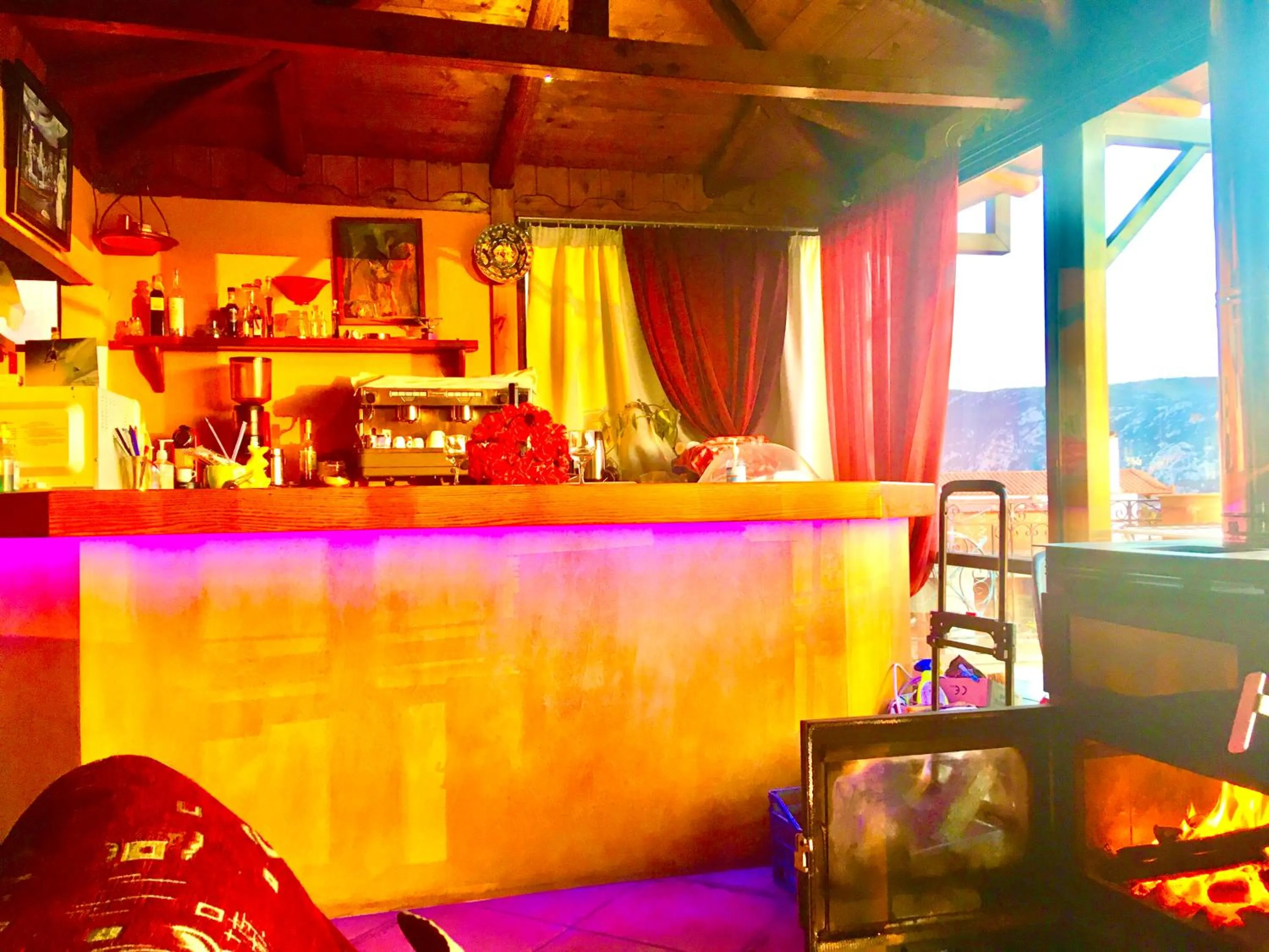 Lounge or bar in delphi aiolos center hotel panoramic view&yoga harmony hotel&rooms