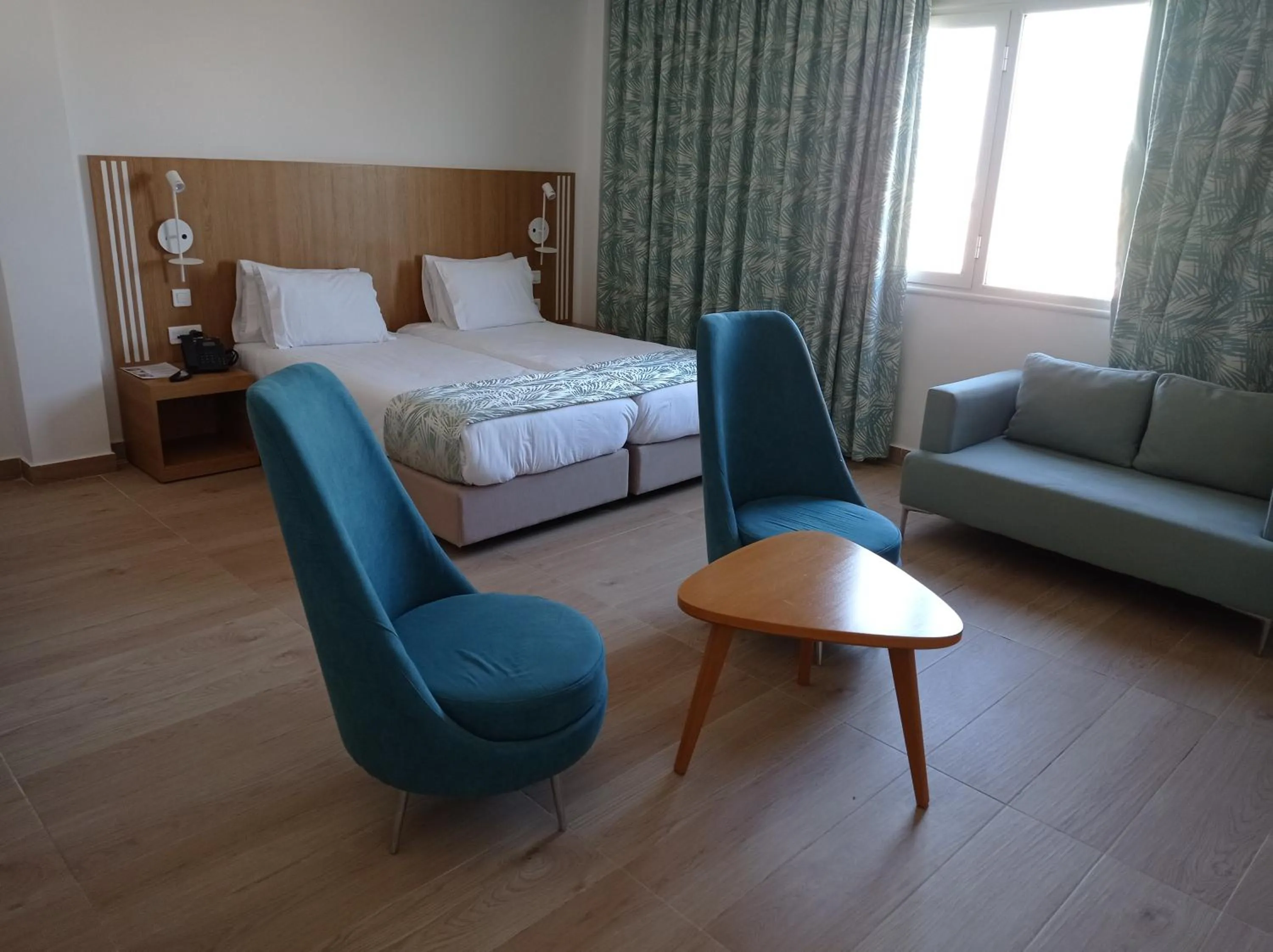 Bedroom, Bed in Hotel Delphin-Nouadhibou